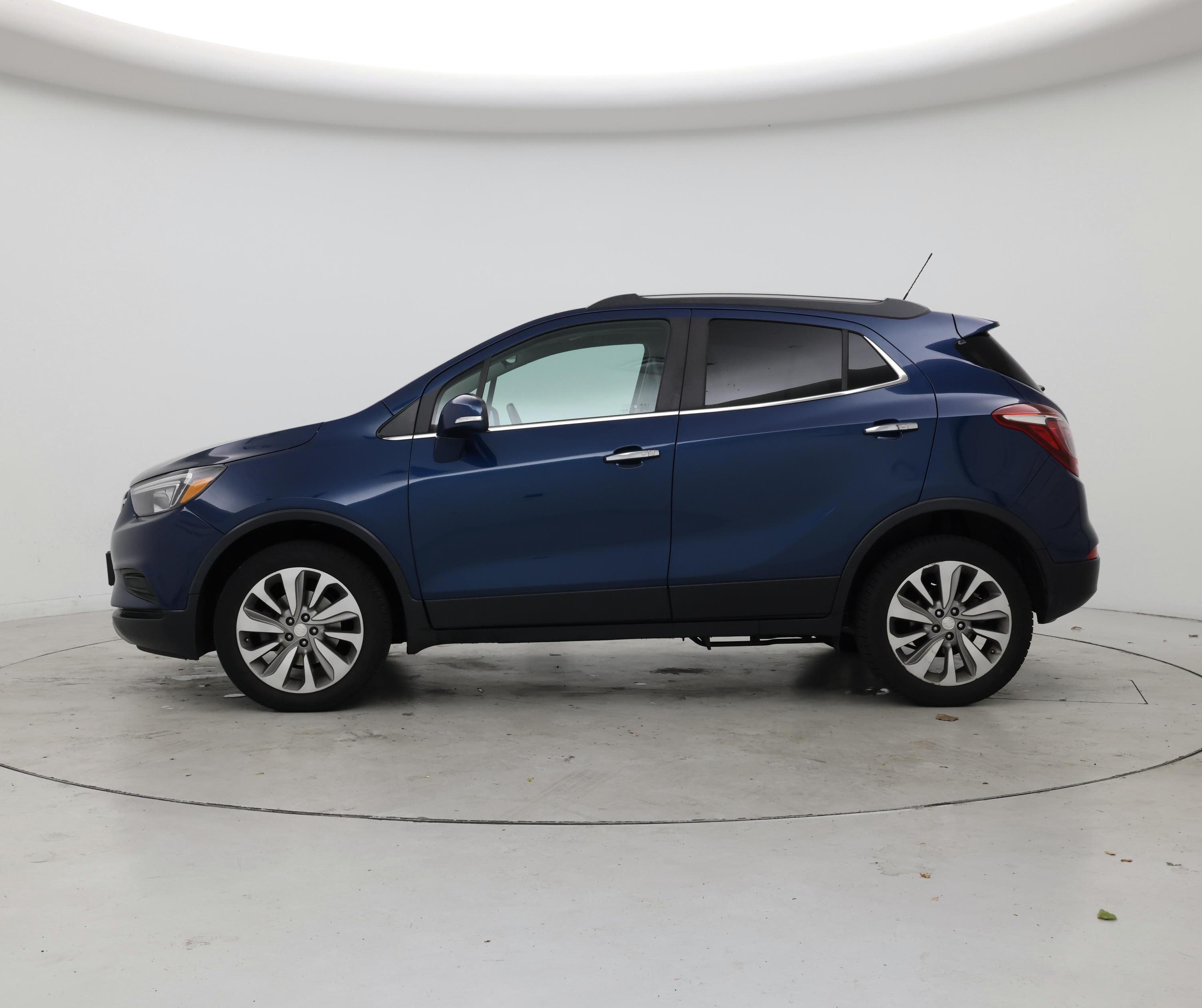 Thumbnail: 2019 Buick Encore - 3