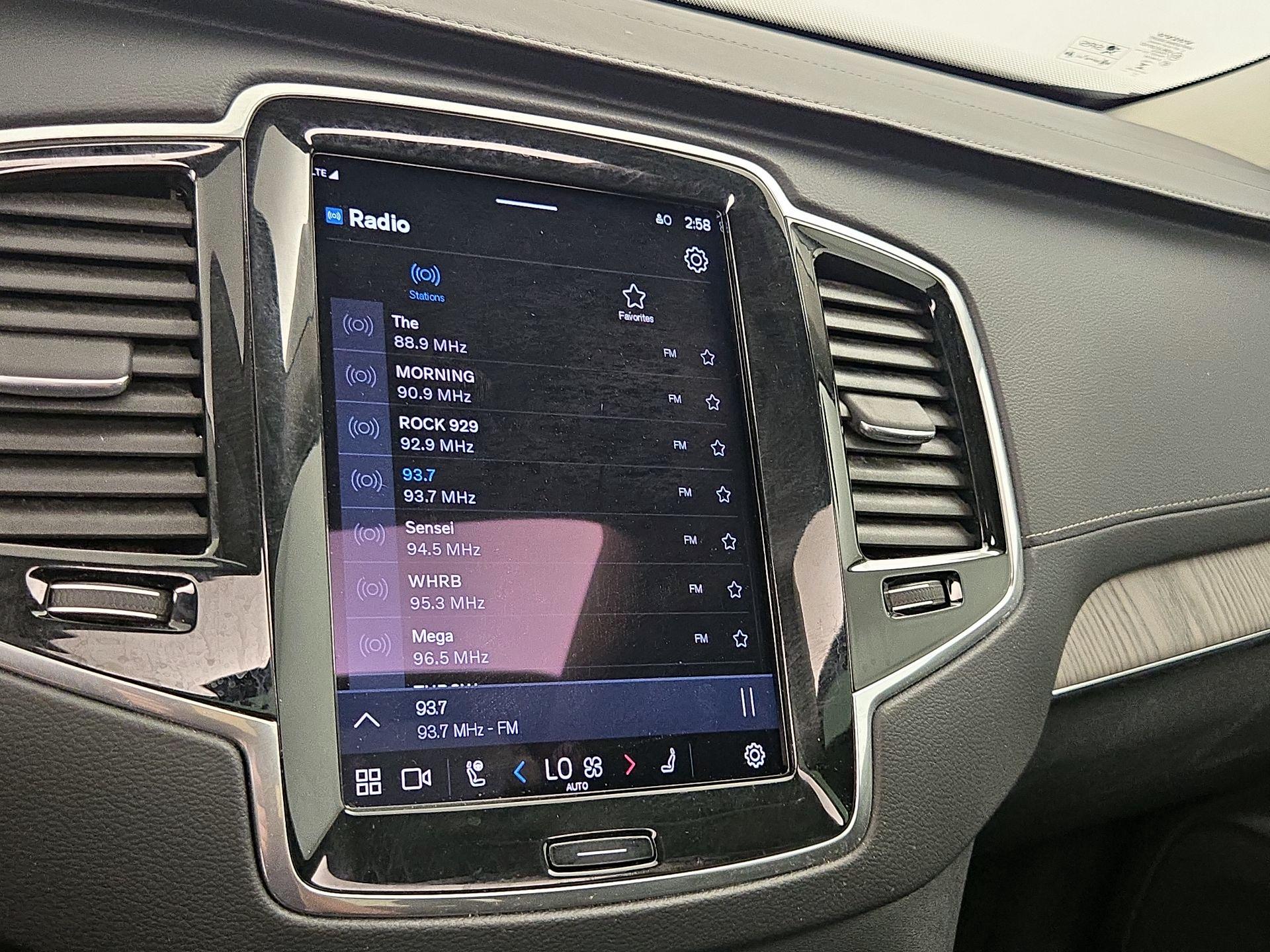 Thumbnail: 2023 Volvo XC90 - 15