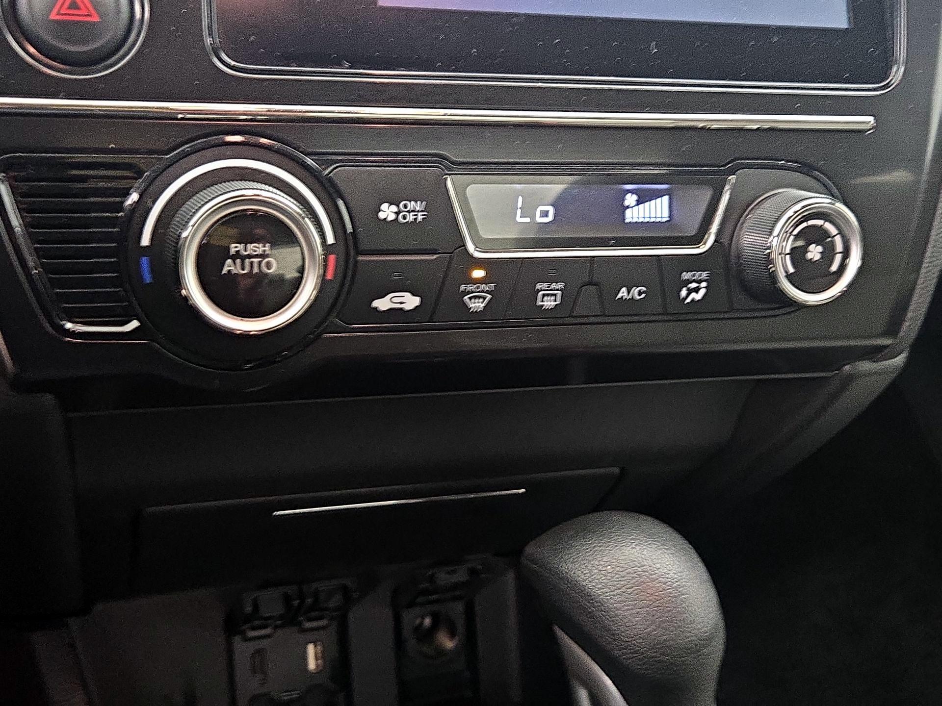 Thumbnail: 2014 Honda Civic - 16