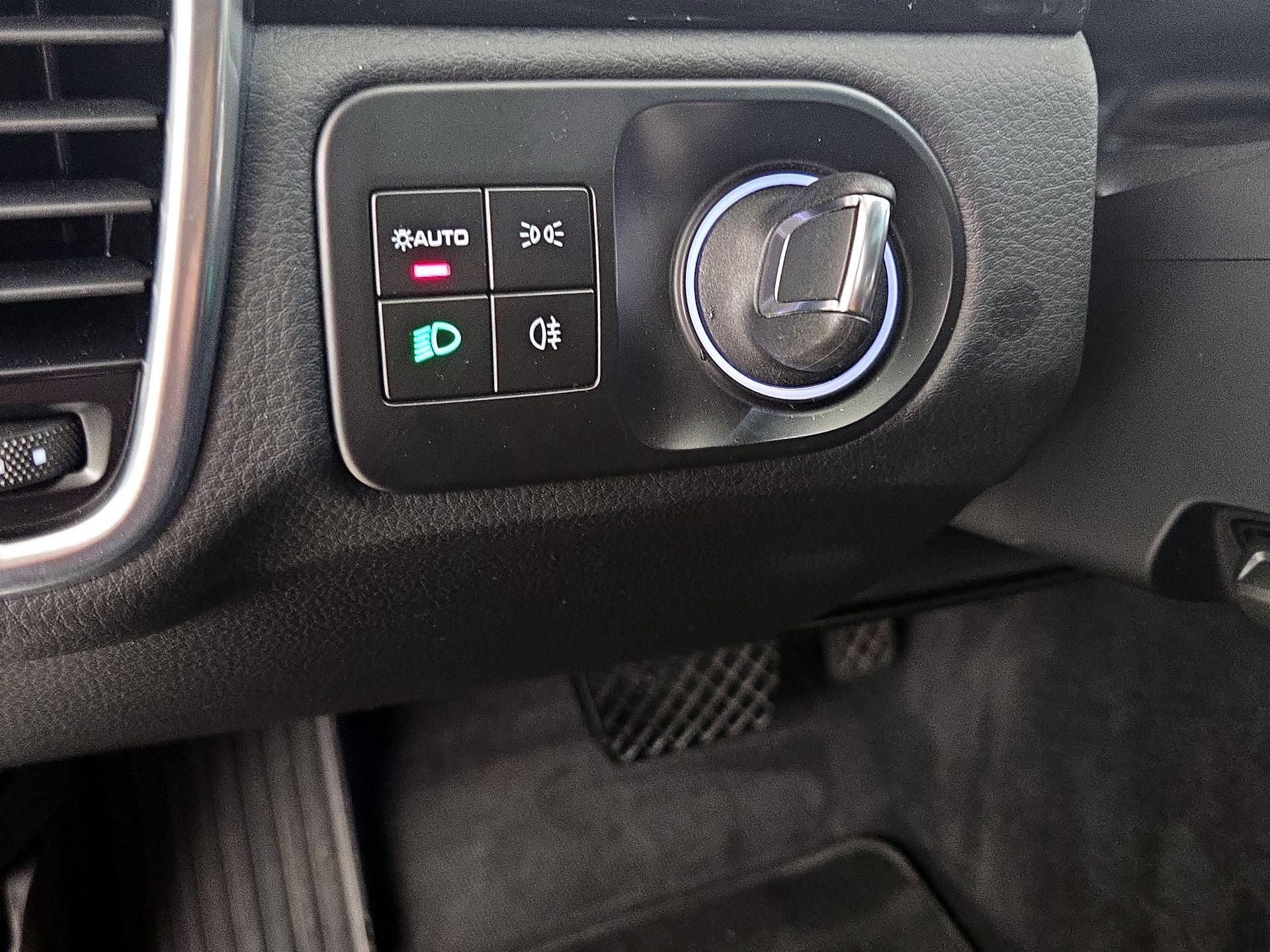 Thumbnail: 2023 Porsche Cayenne - 13