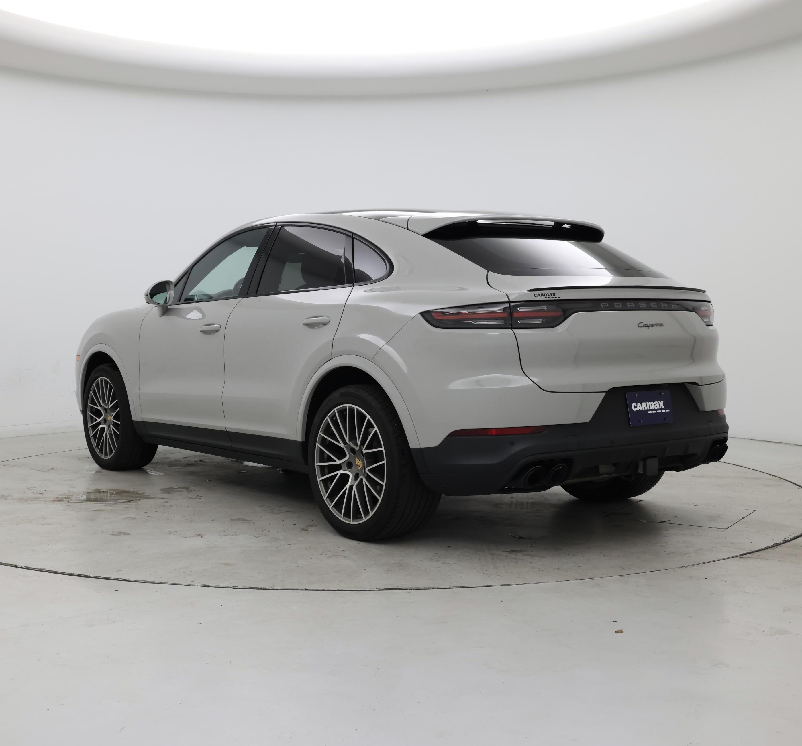 Thumbnail: 2023 Porsche Cayenne - 2