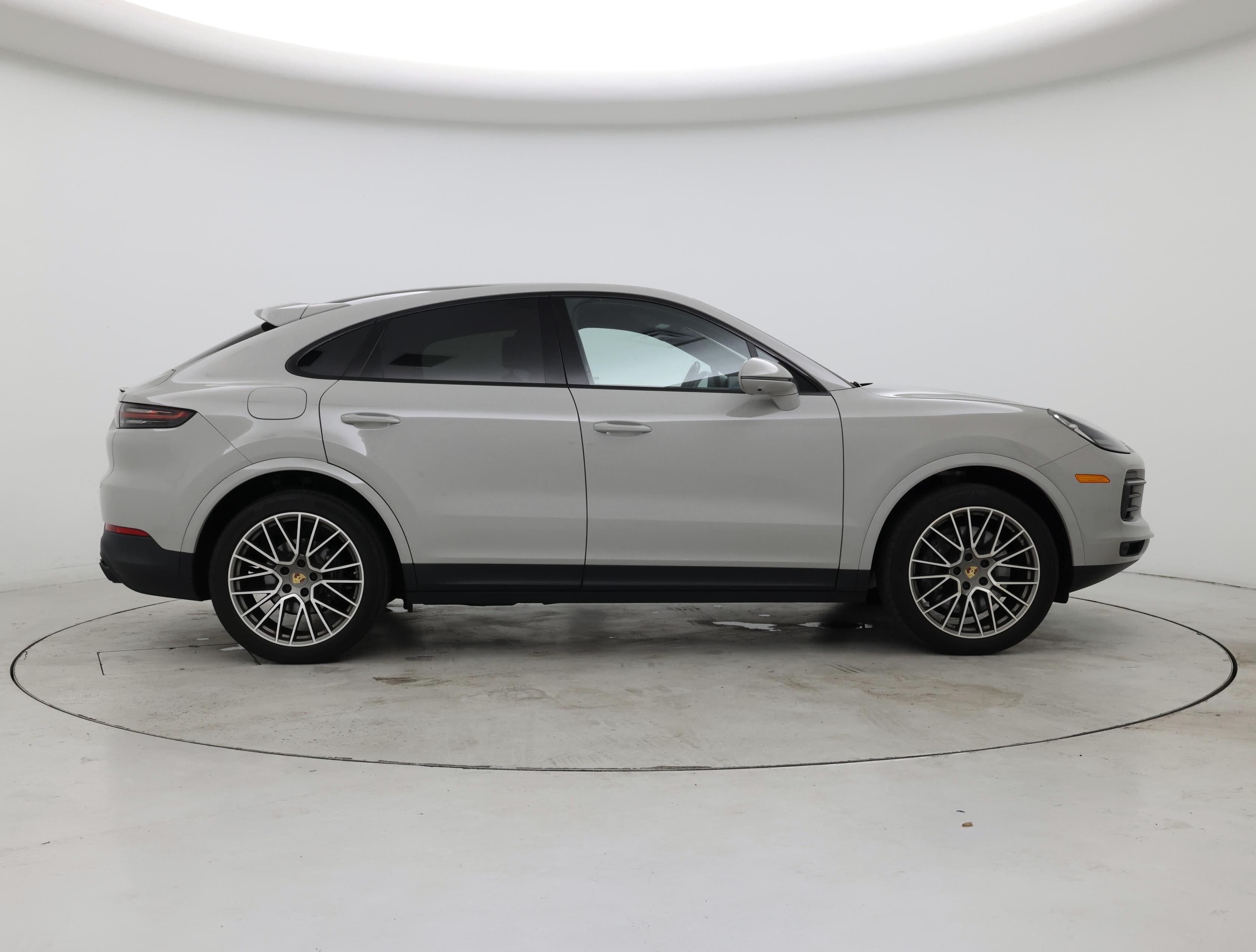 Thumbnail: 2023 Porsche Cayenne - 7