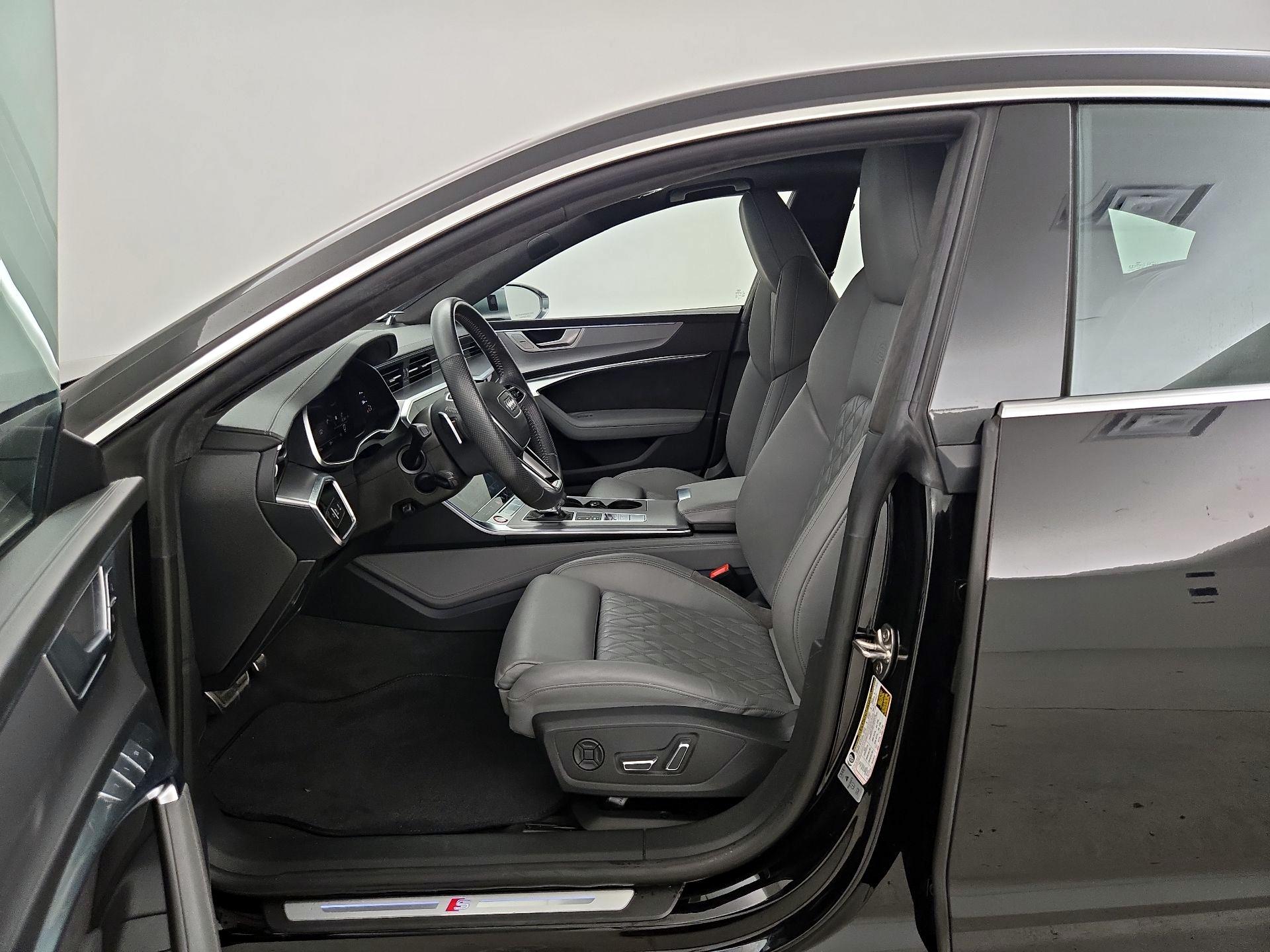 Thumbnail: 2020 Audi S7 - 11