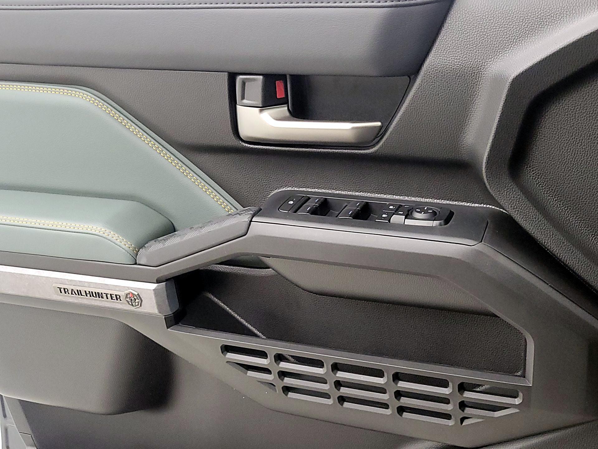 Thumbnail: 2025 Toyota Tacoma - 12