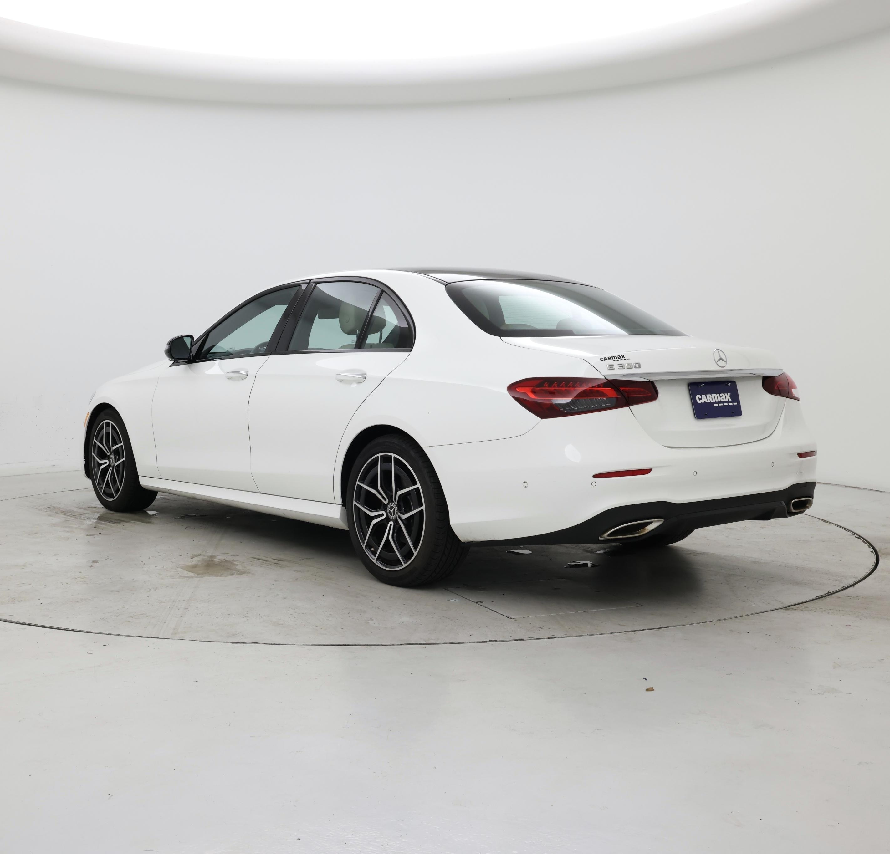 Thumbnail: 2023 Mercedes-Benz E-Class - 2