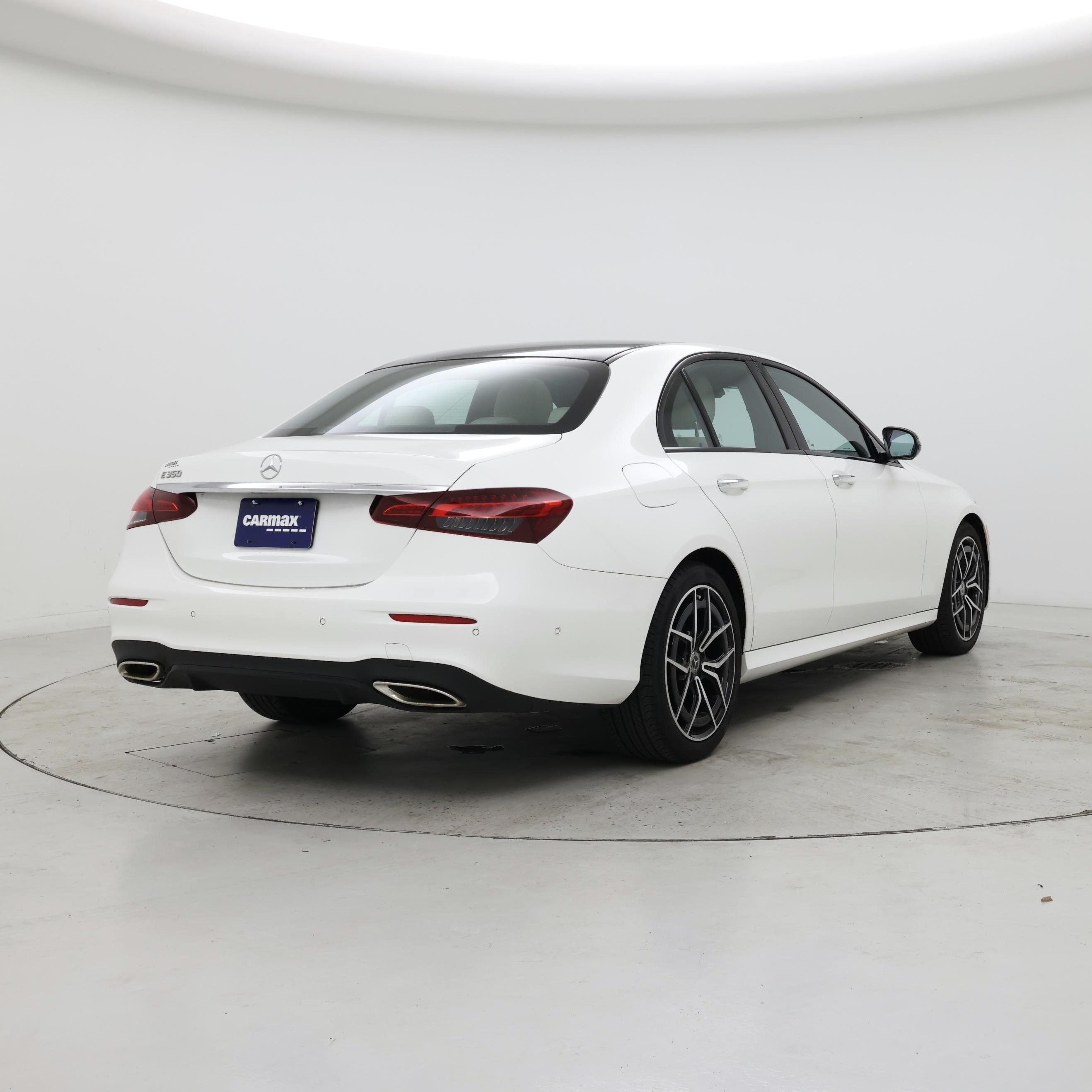 Thumbnail: 2023 Mercedes-Benz E-Class - 8