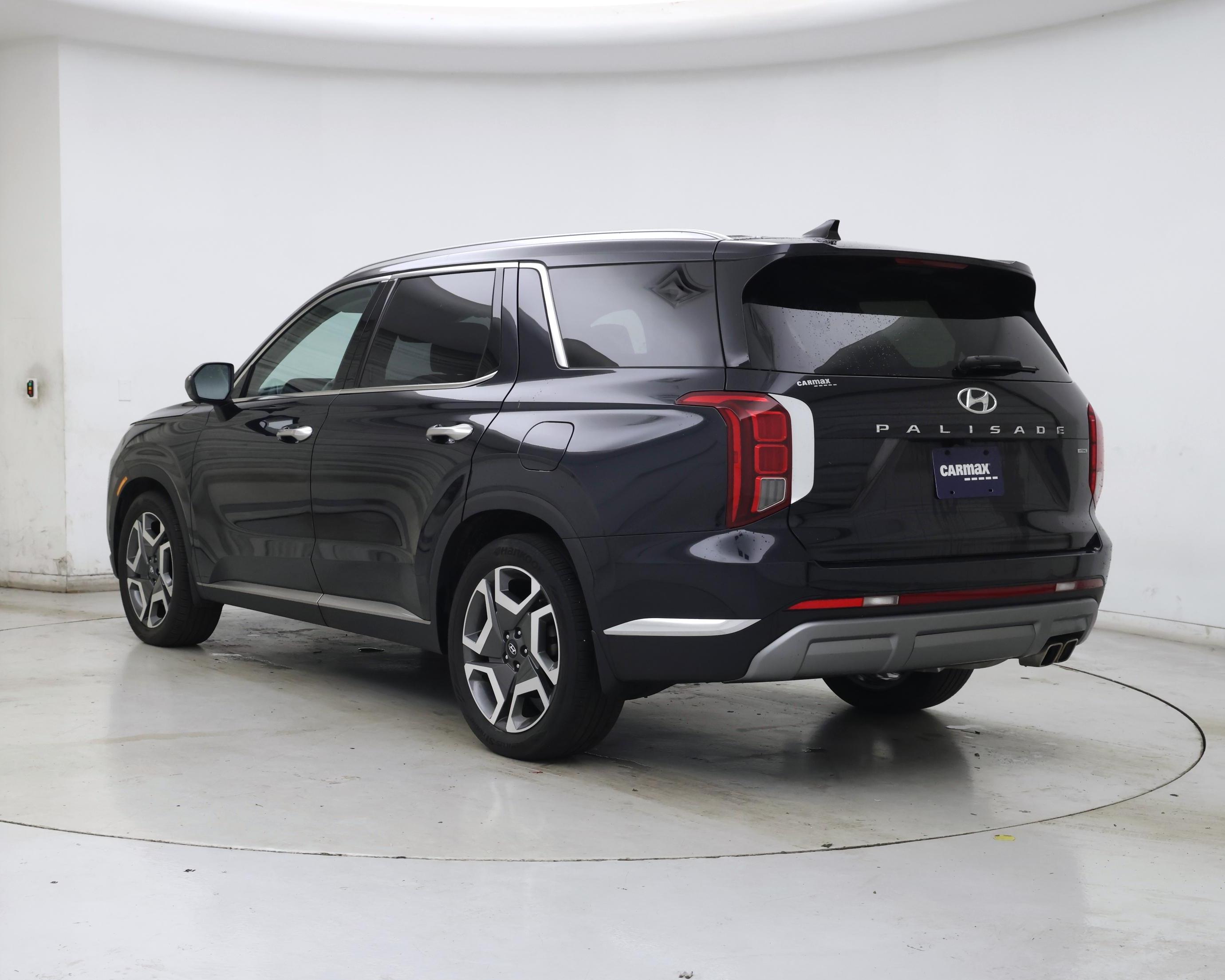 Thumbnail: 2023 Hyundai Palisade - 2
