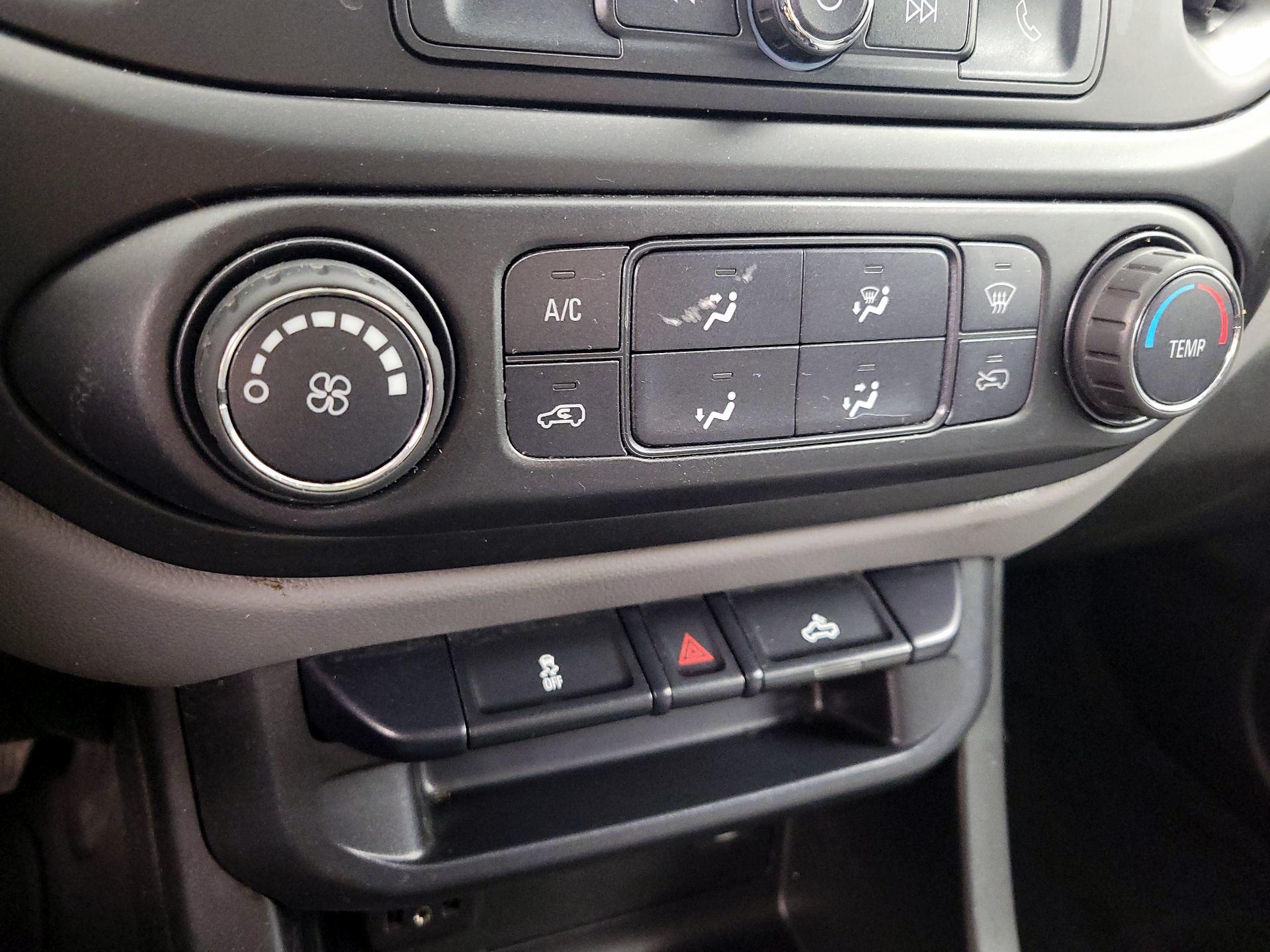 Thumbnail: 2020 Chevrolet Colorado - 16