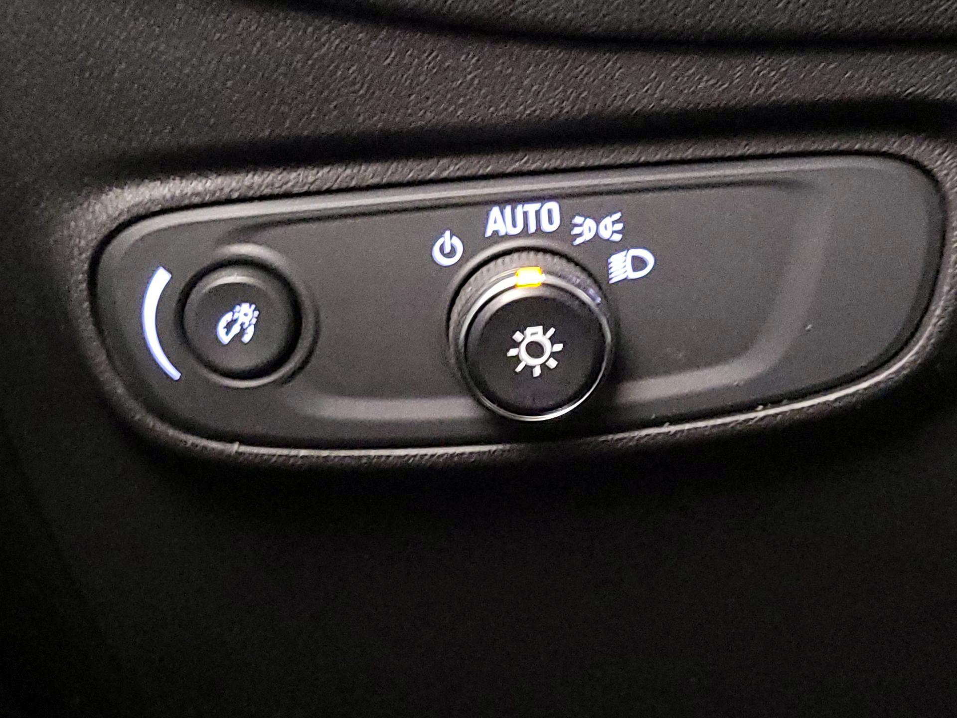 Thumbnail: 2022 Chevrolet Equinox - 13