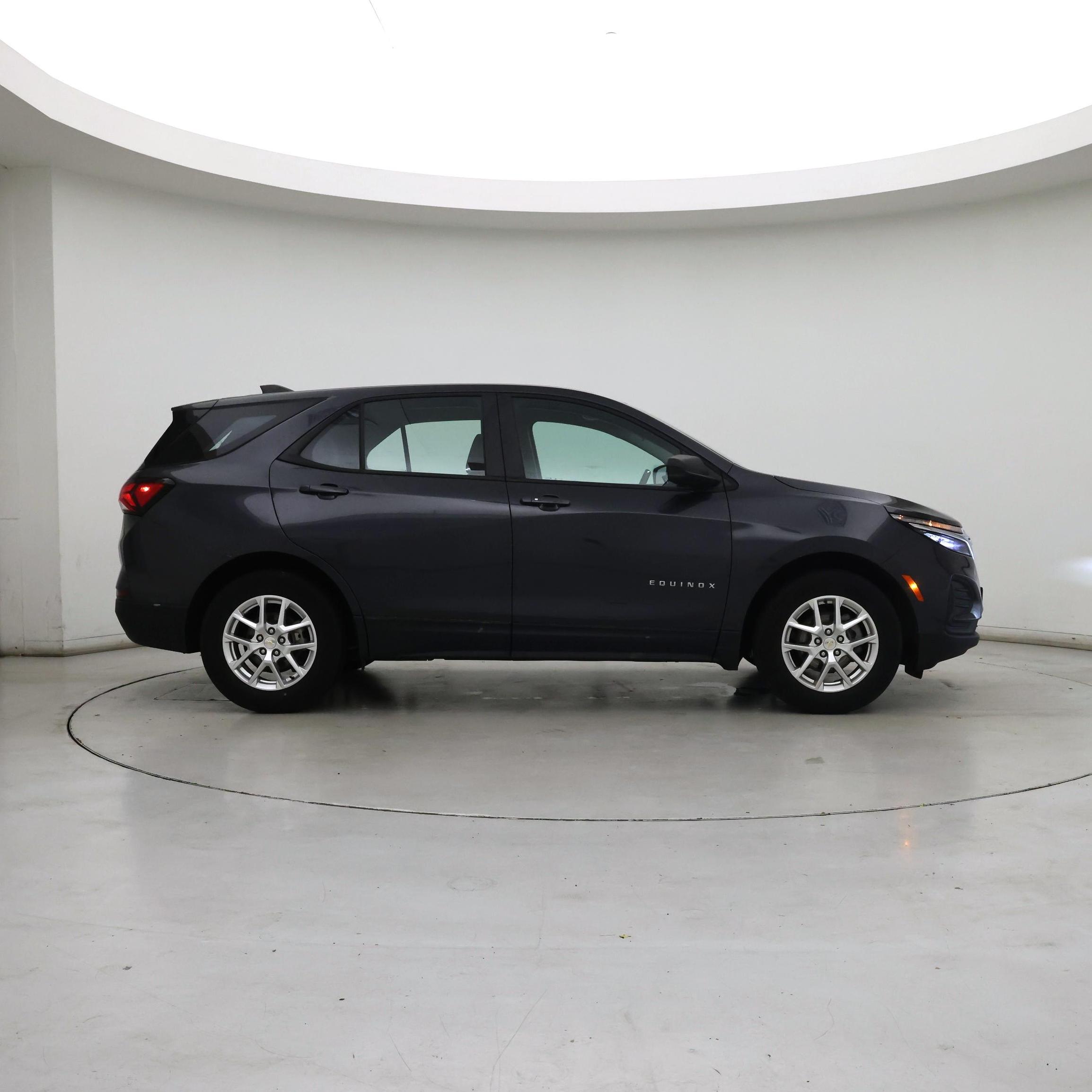 Thumbnail: 2022 Chevrolet Equinox - 7