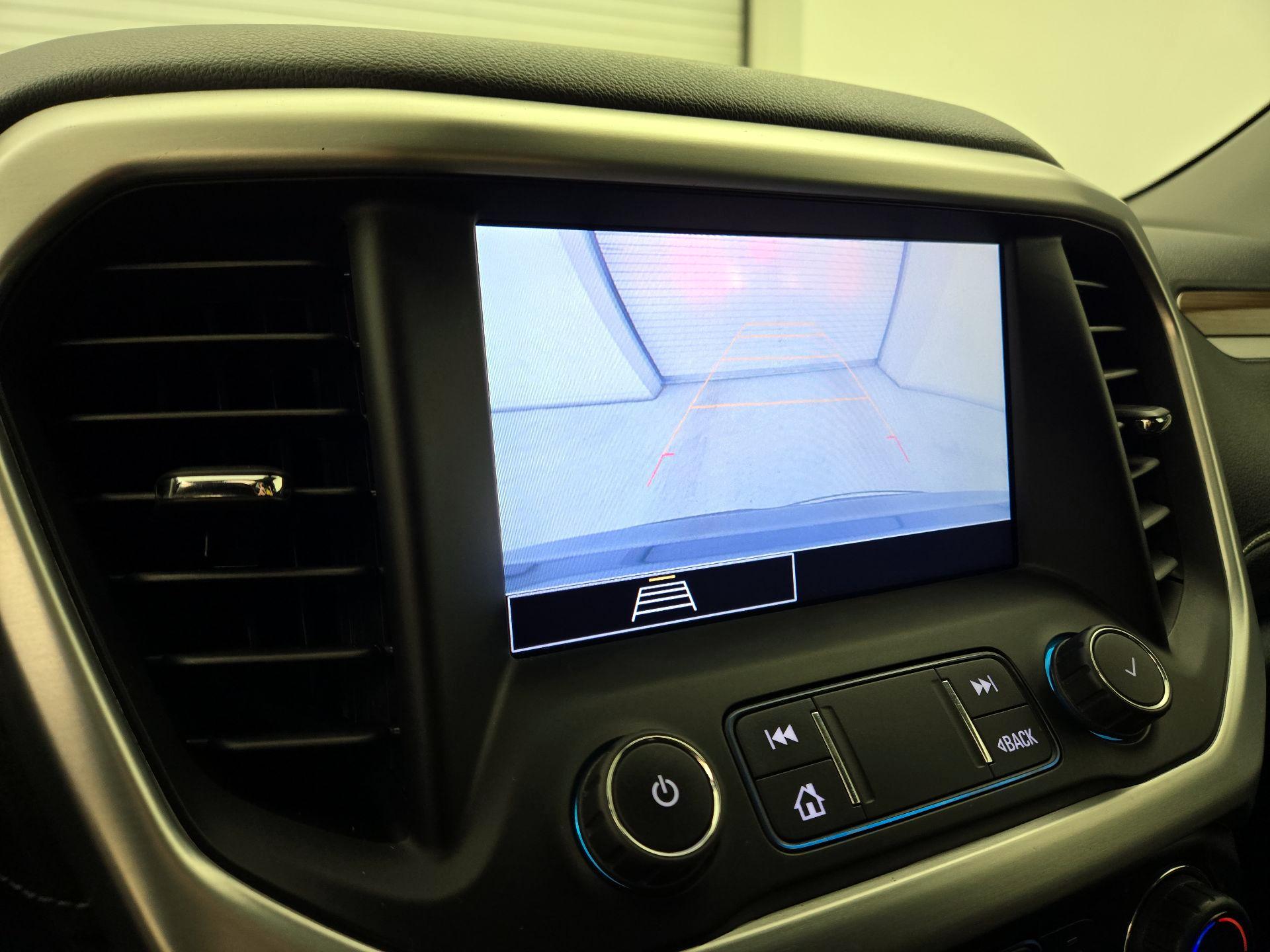 Thumbnail: 2020 GMC Acadia - 14