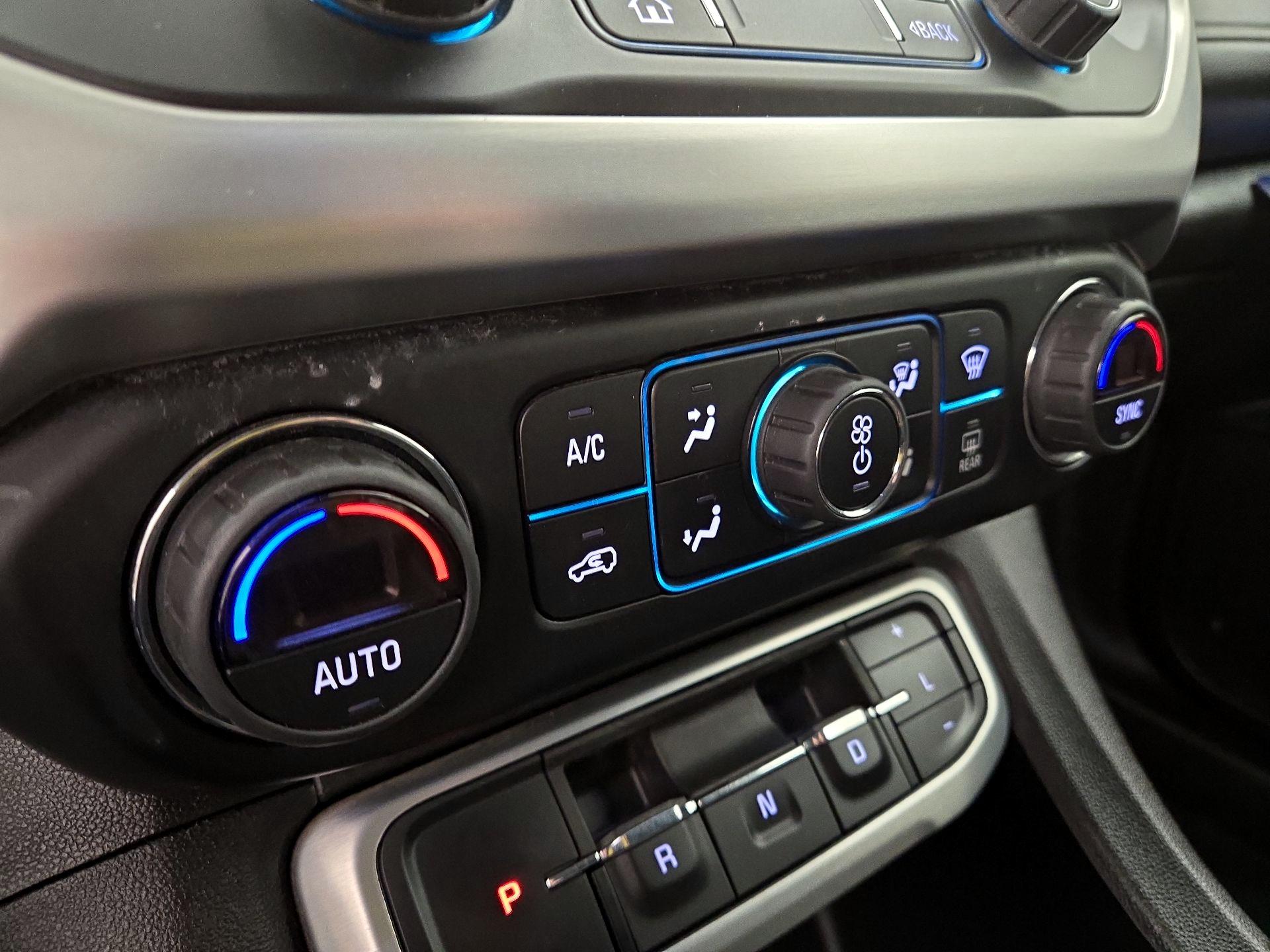 Thumbnail: 2020 GMC Acadia - 16