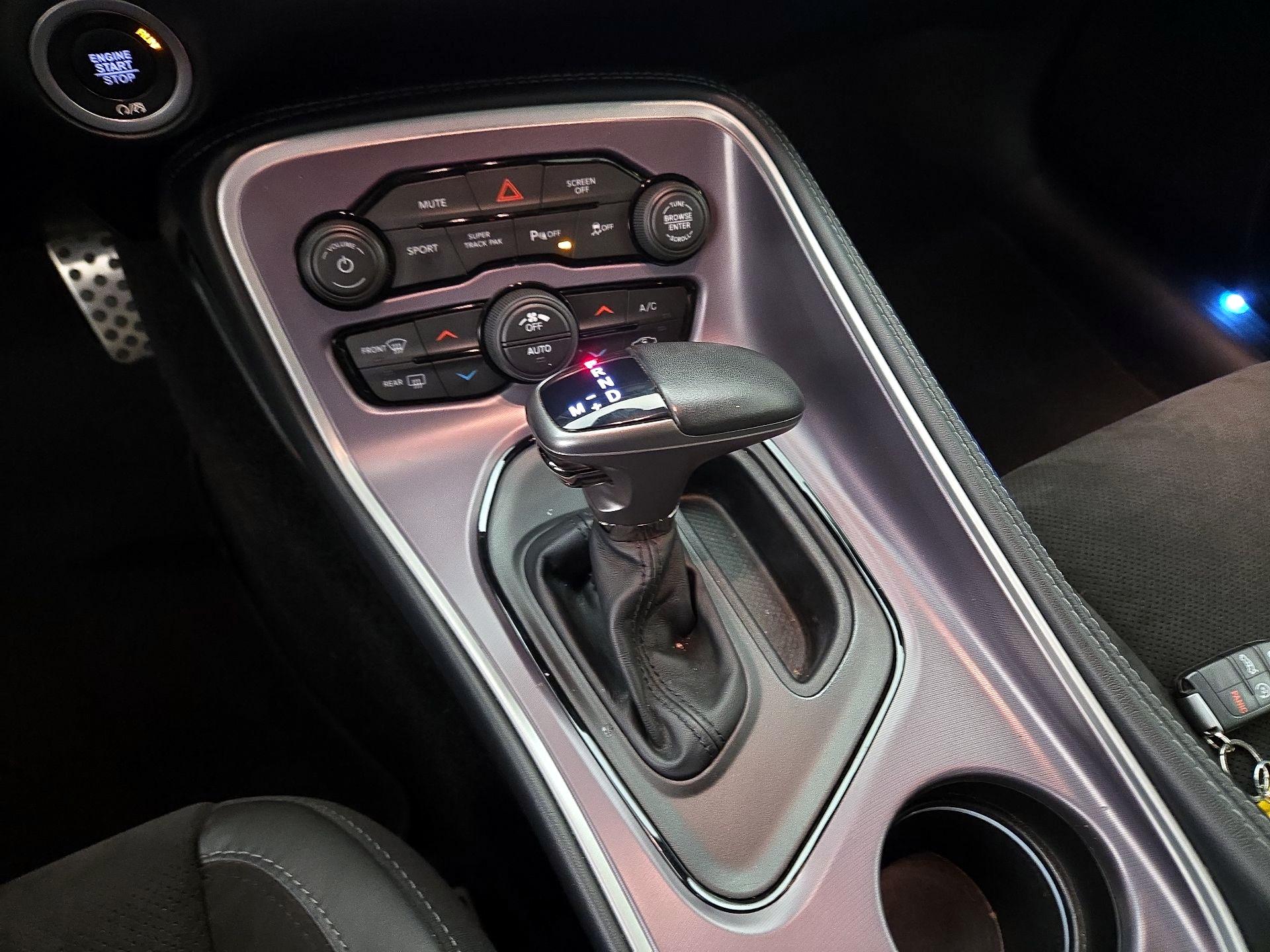 Thumbnail: 2021 Dodge Challenger - 17