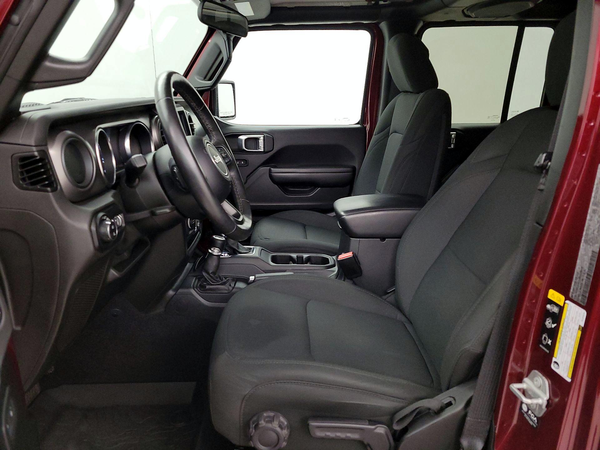 Thumbnail: 2021 Jeep Gladiator - 11