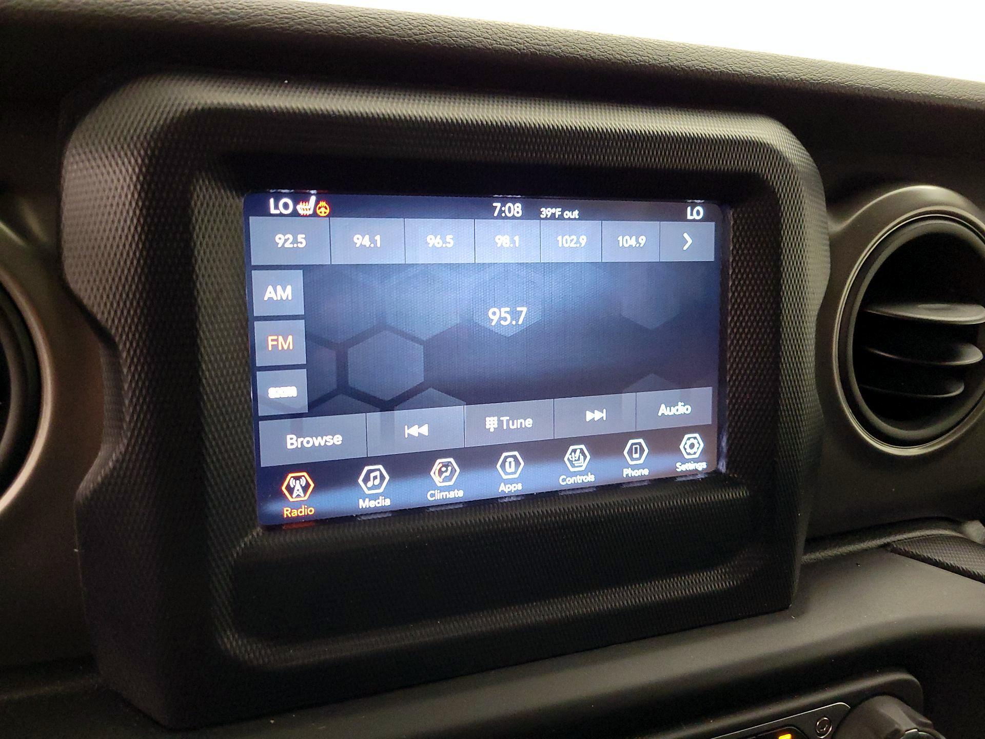 Thumbnail: 2021 Jeep Gladiator - 15