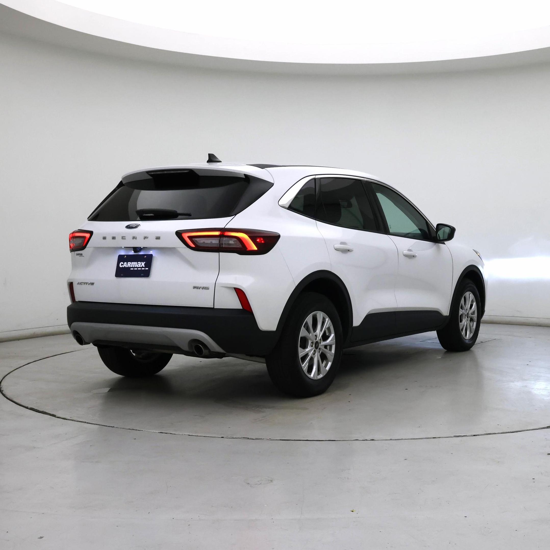 Thumbnail: 2023 Ford Escape - 8