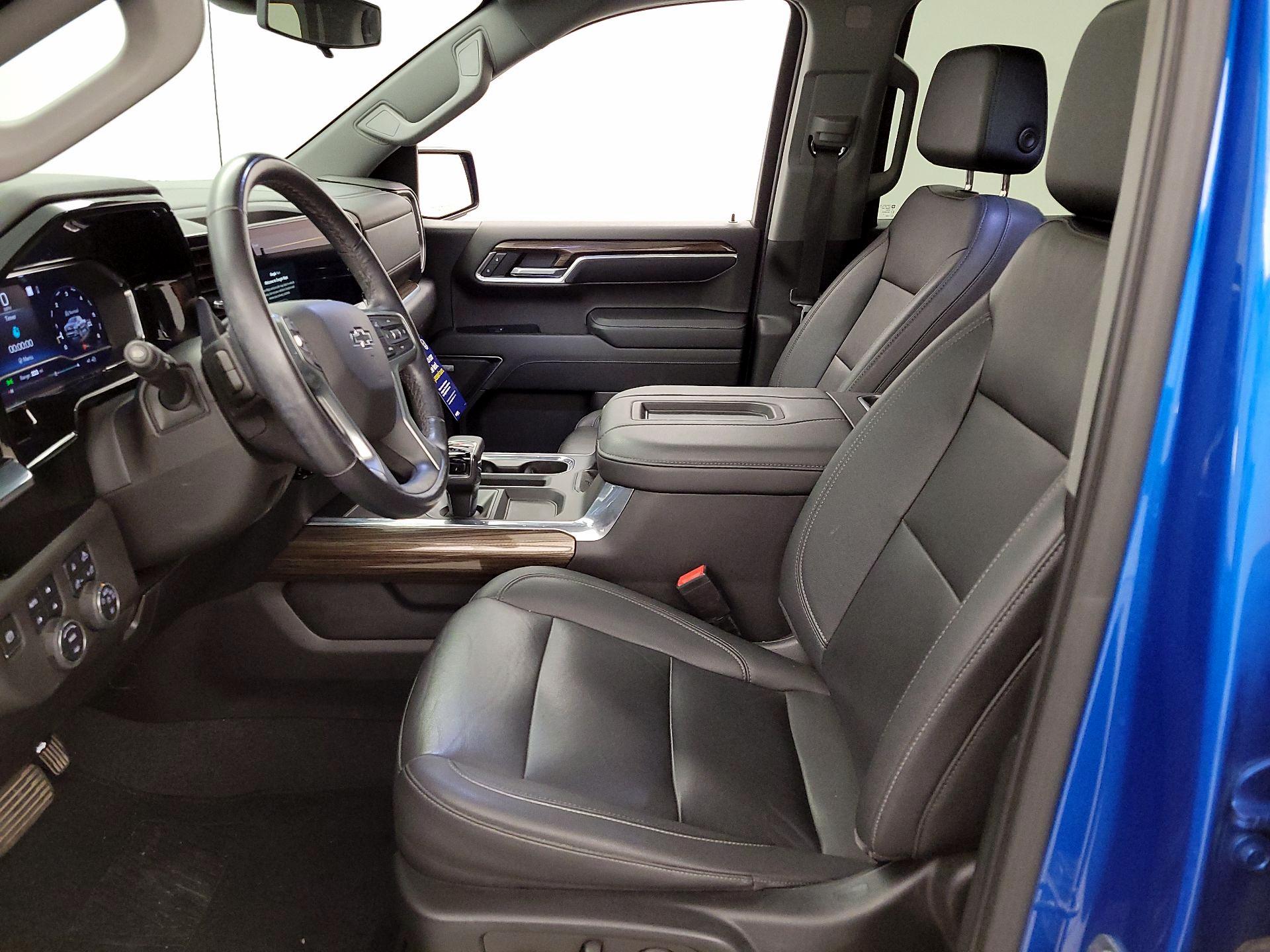 Thumbnail: 2022 Chevrolet Silverado 1500 - 11