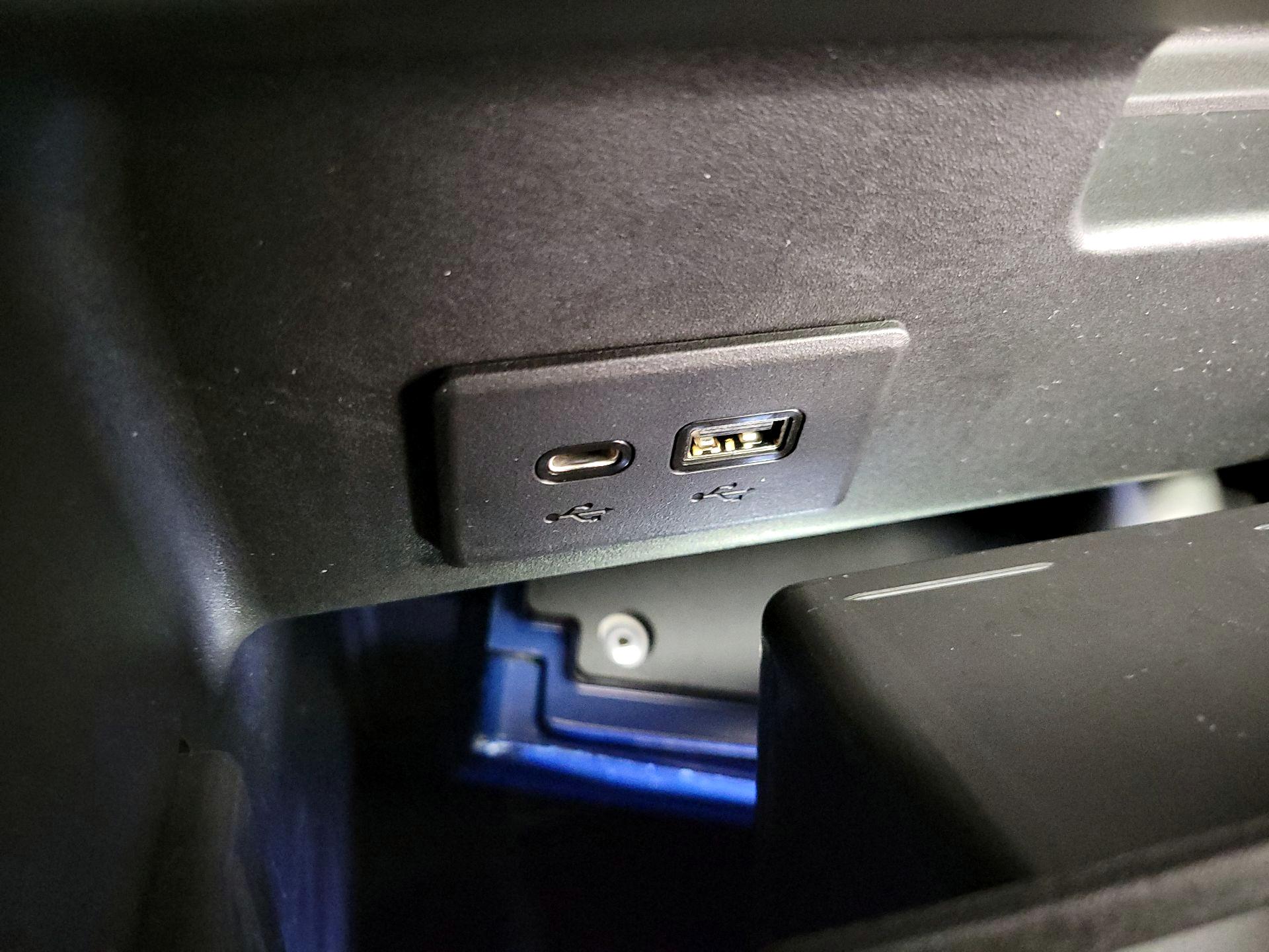 Thumbnail: 2022 Chevrolet Silverado 1500 - 19