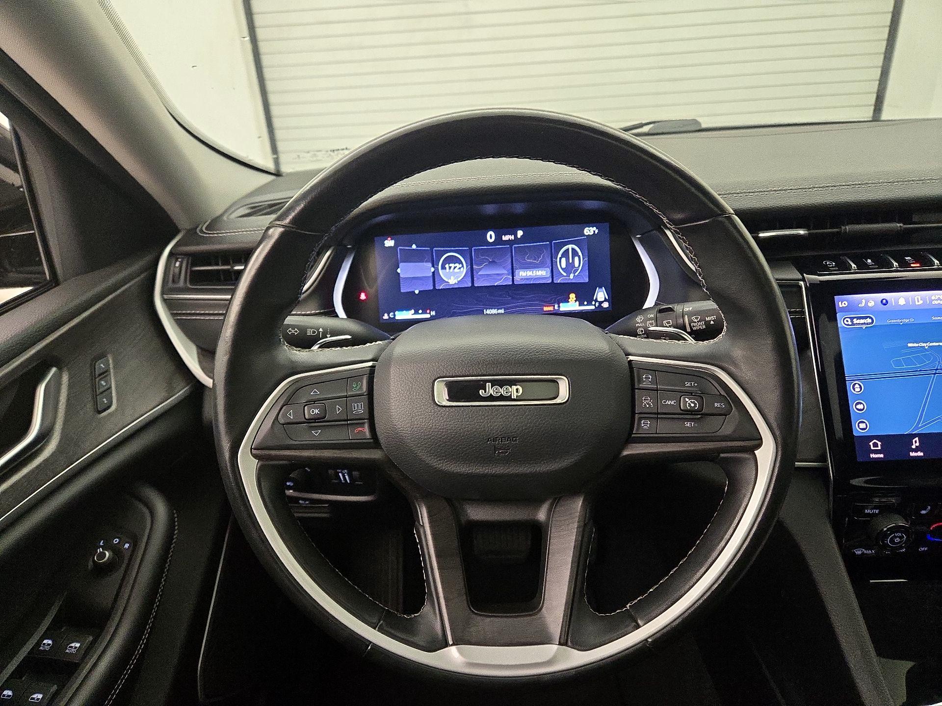 Thumbnail: 2022 Jeep Grand Cherokee - 10