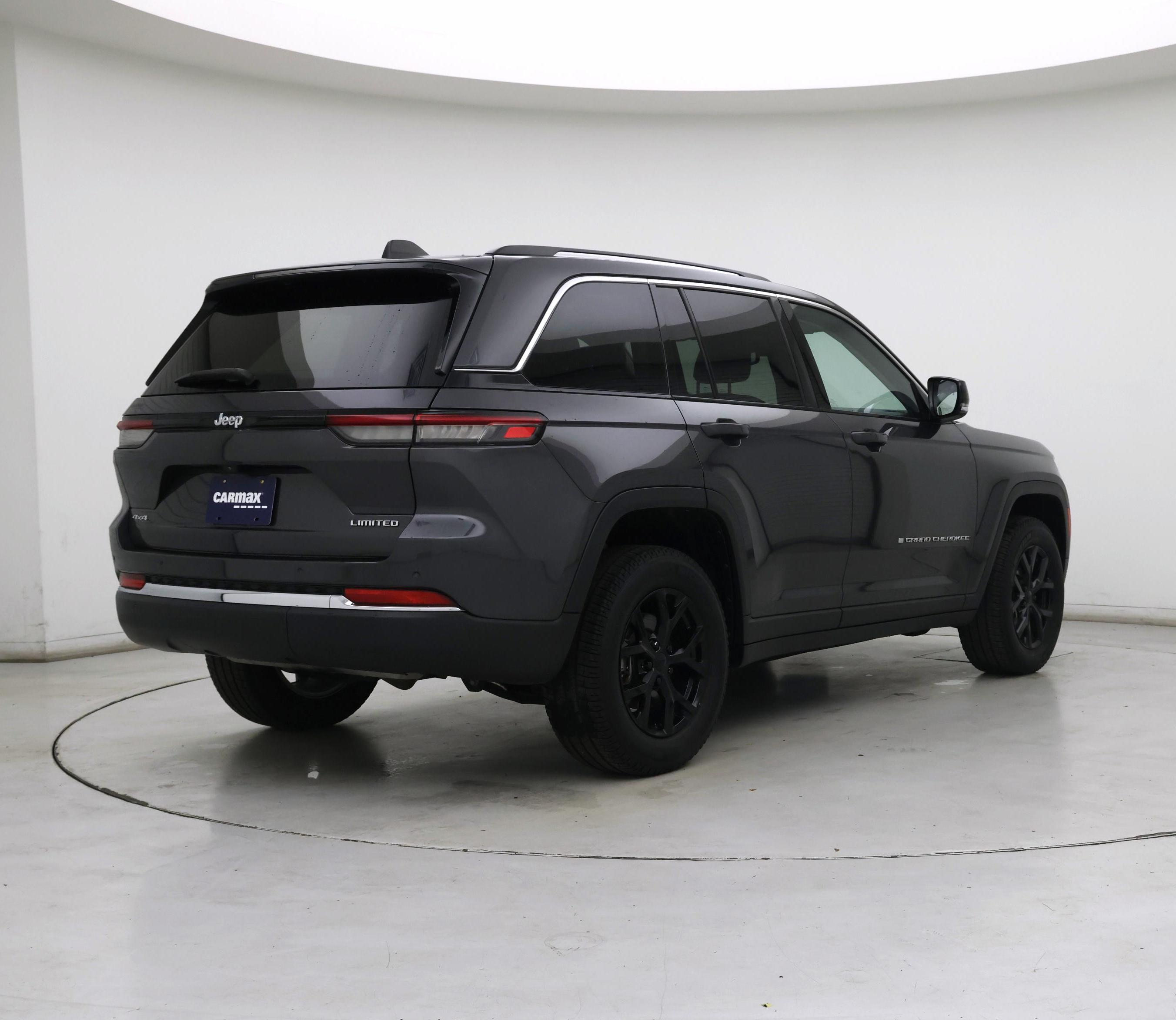 Thumbnail: 2022 Jeep Grand Cherokee - 8