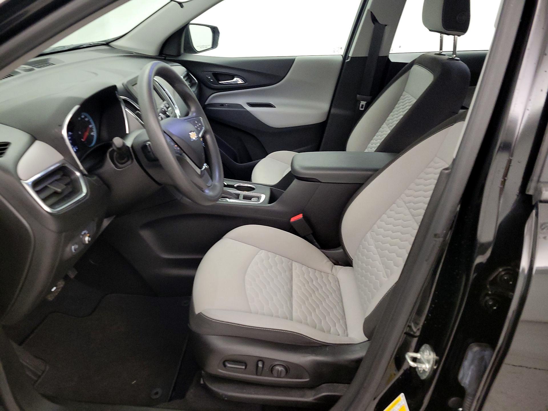 Thumbnail: 2021 Chevrolet Equinox - 11