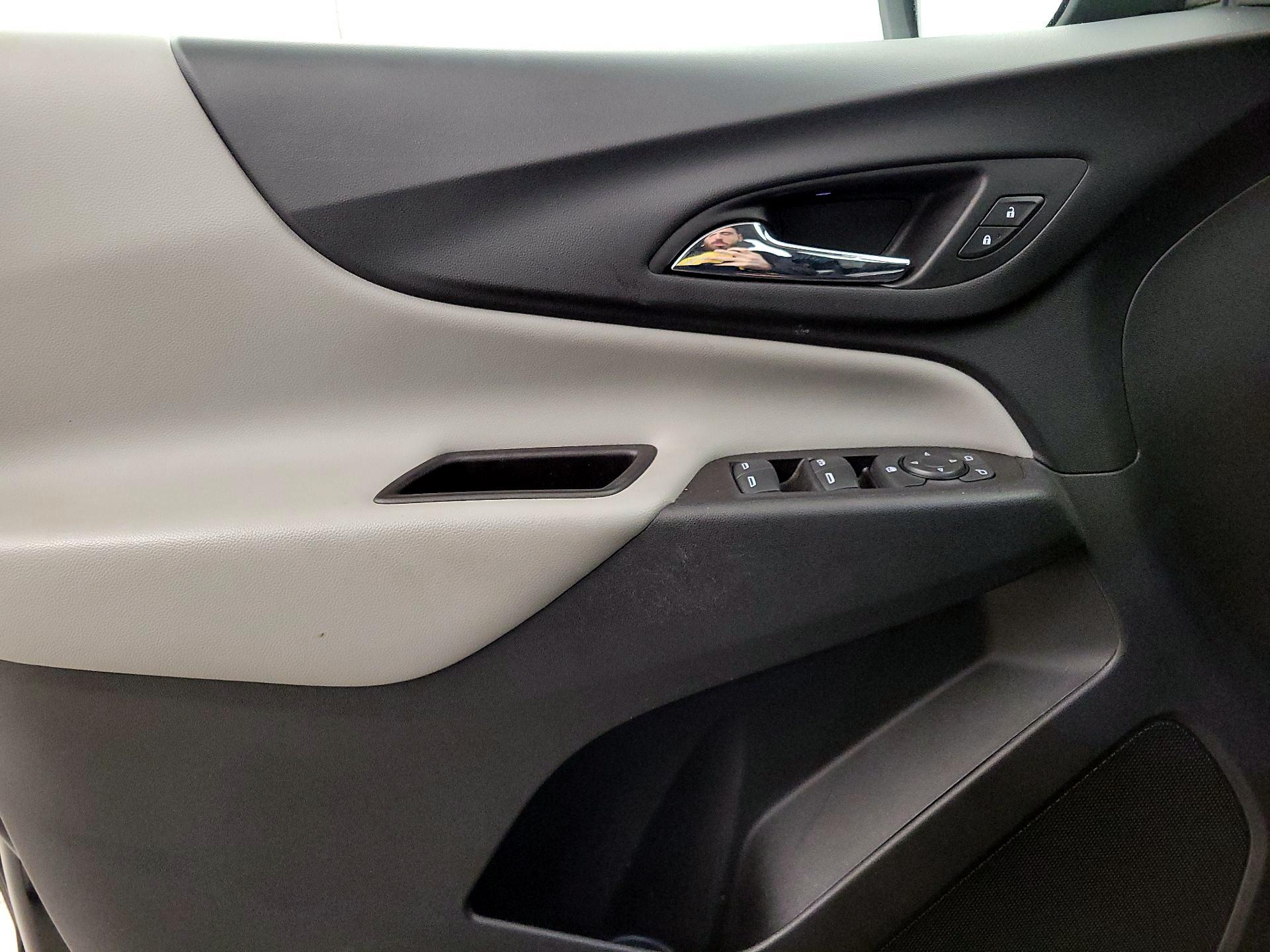 Thumbnail: 2021 Chevrolet Equinox - 12