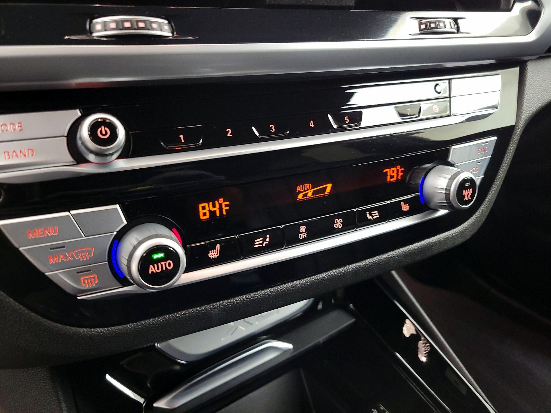 Thumbnail: 2021 BMW X3 - 17