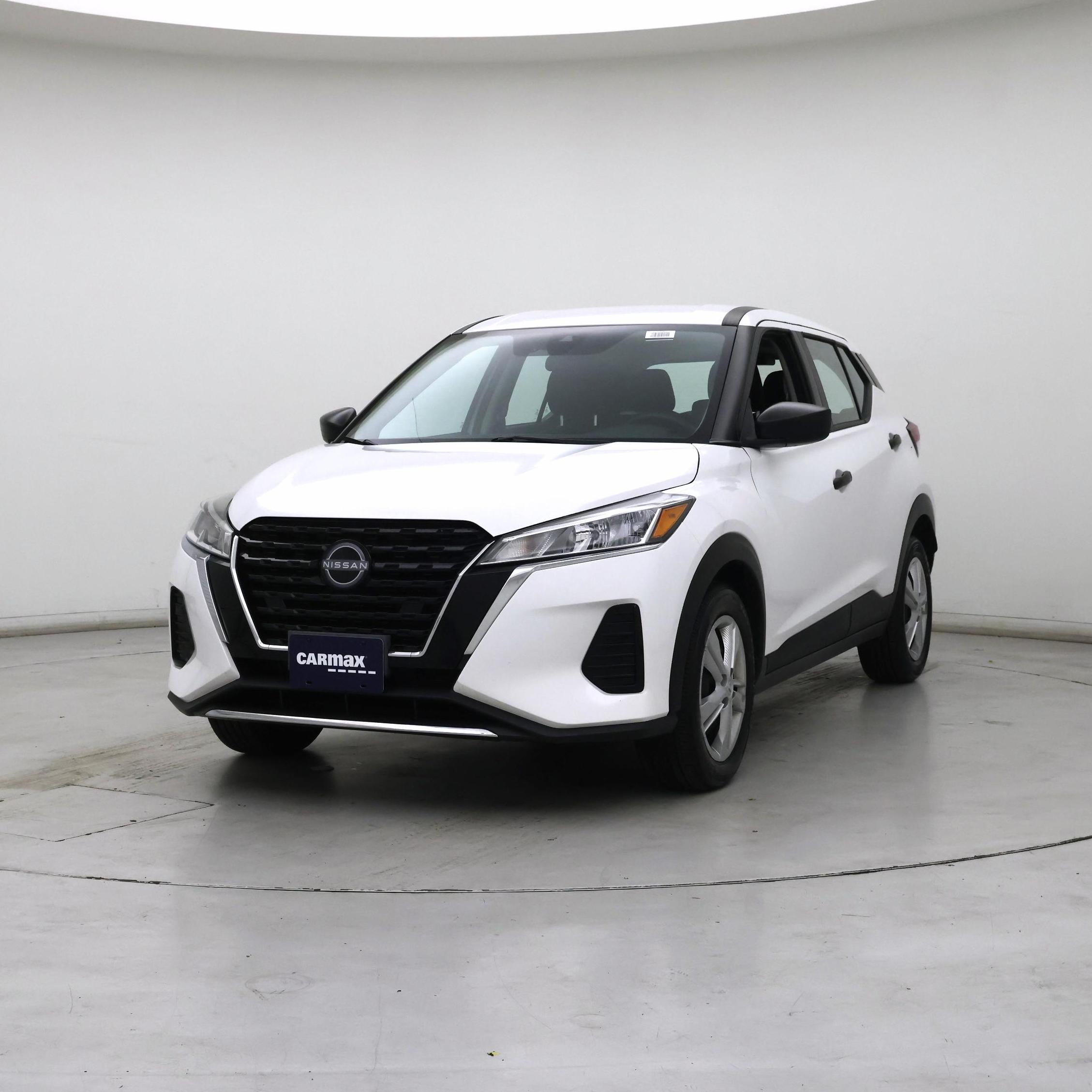 Thumbnail: 2023 Nissan Kicks - 4