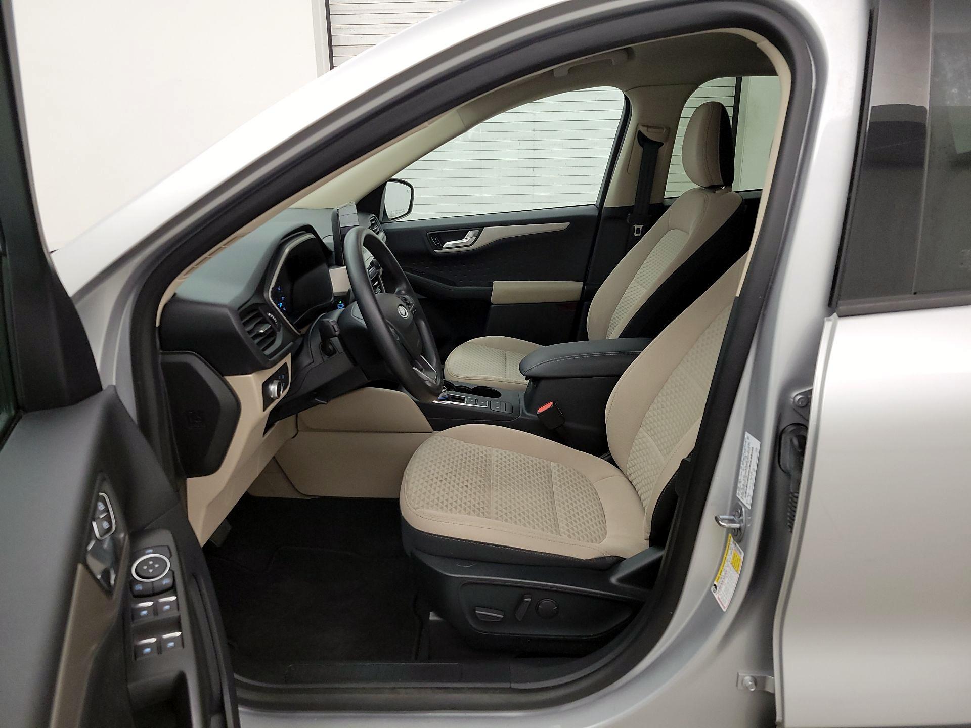 Thumbnail: 2020 Ford Escape - 11