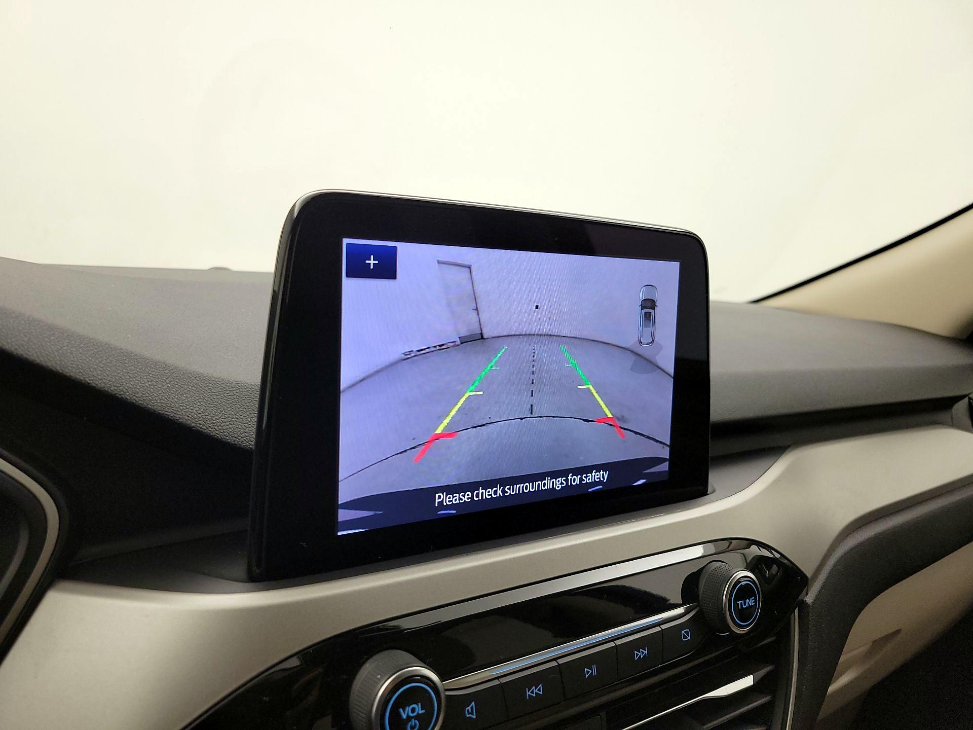 Thumbnail: 2020 Ford Escape - 14