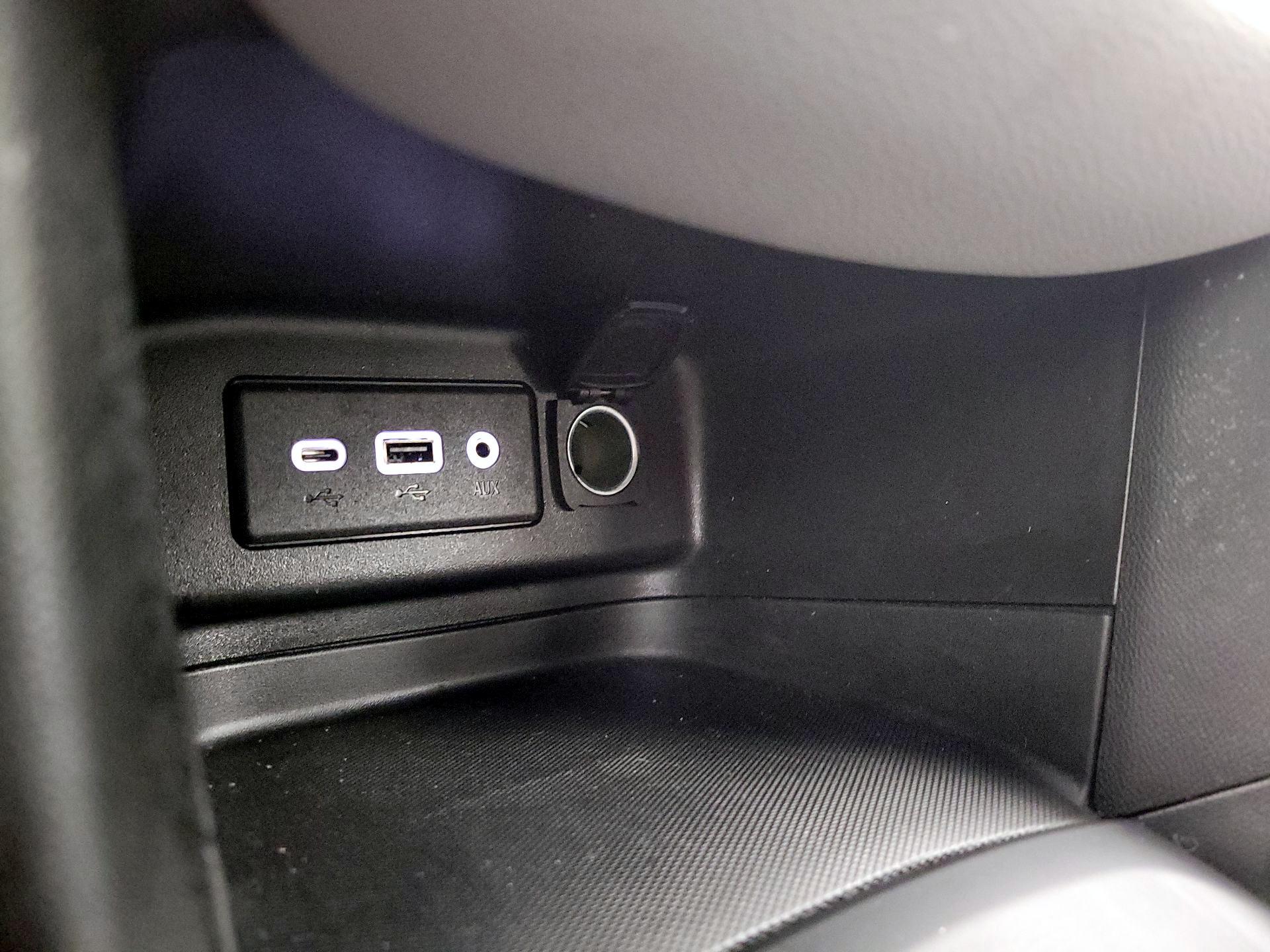 Thumbnail: 2023 Chevrolet Equinox - 18