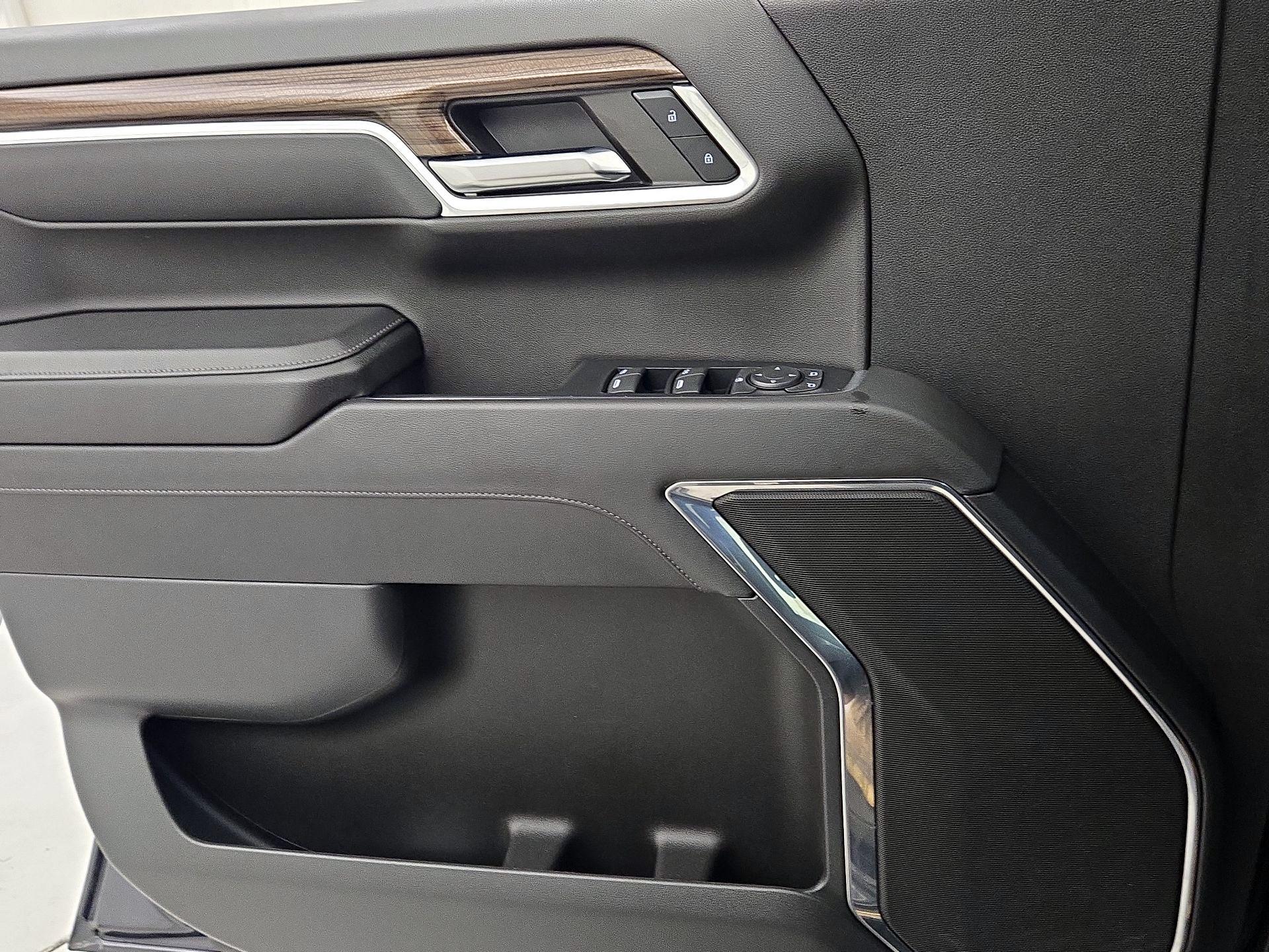 Thumbnail: 2023 Chevrolet Silverado 1500 - 12