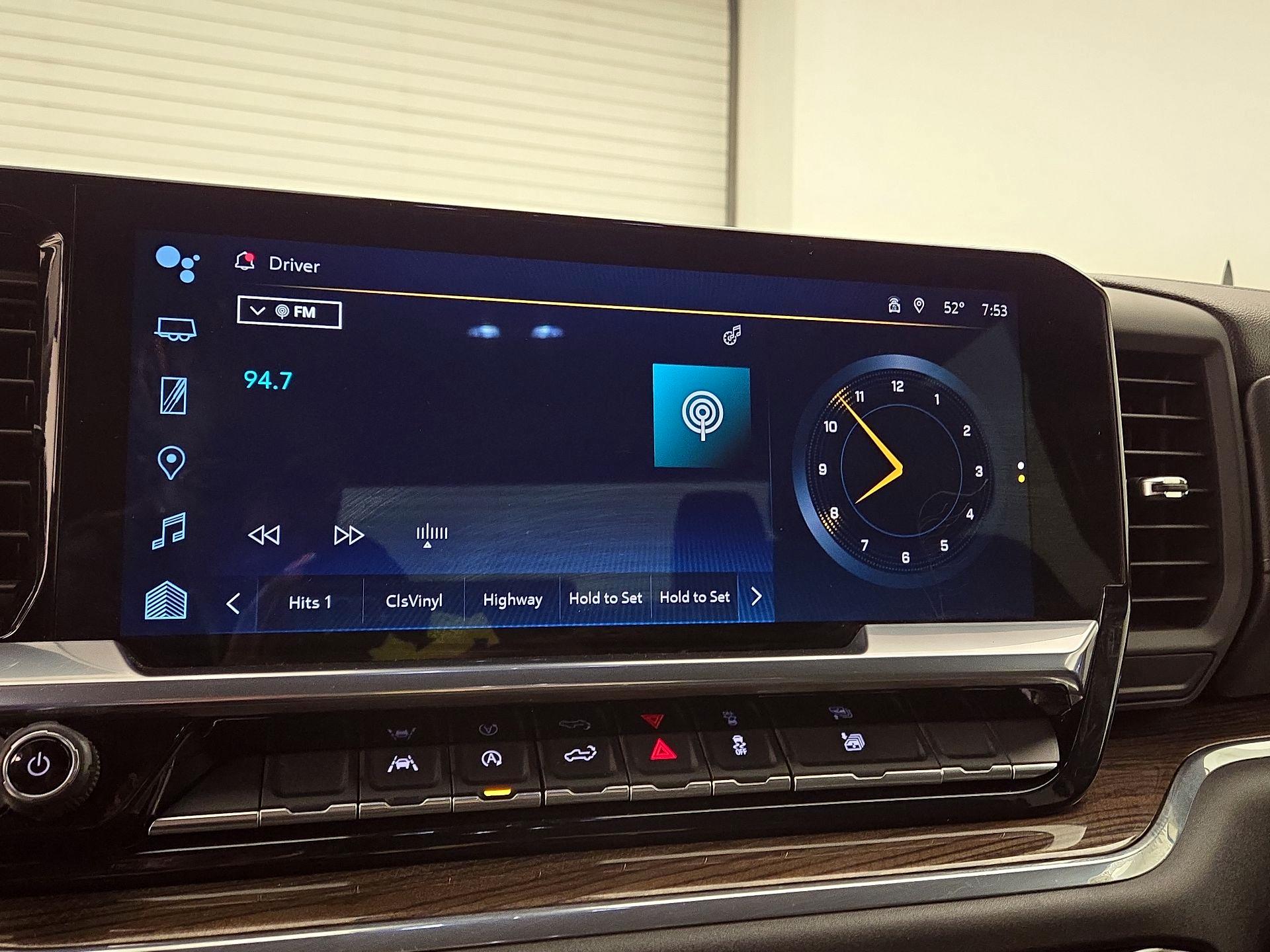 Thumbnail: 2023 Chevrolet Silverado 1500 - 13