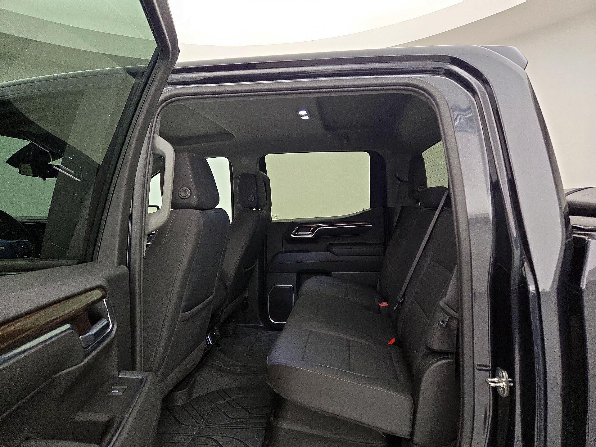 Thumbnail: 2023 Chevrolet Silverado 1500 - 16