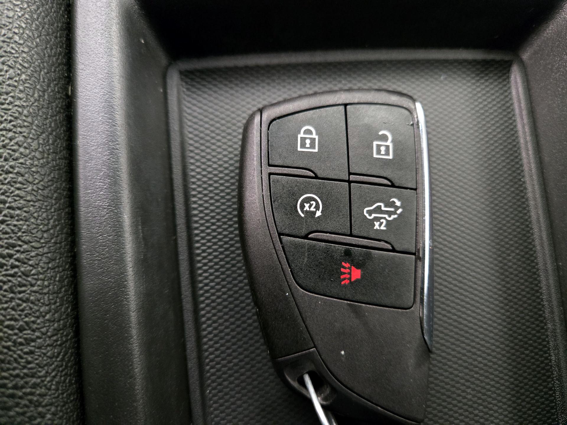 Thumbnail: 2023 Chevrolet Silverado 1500 - 19