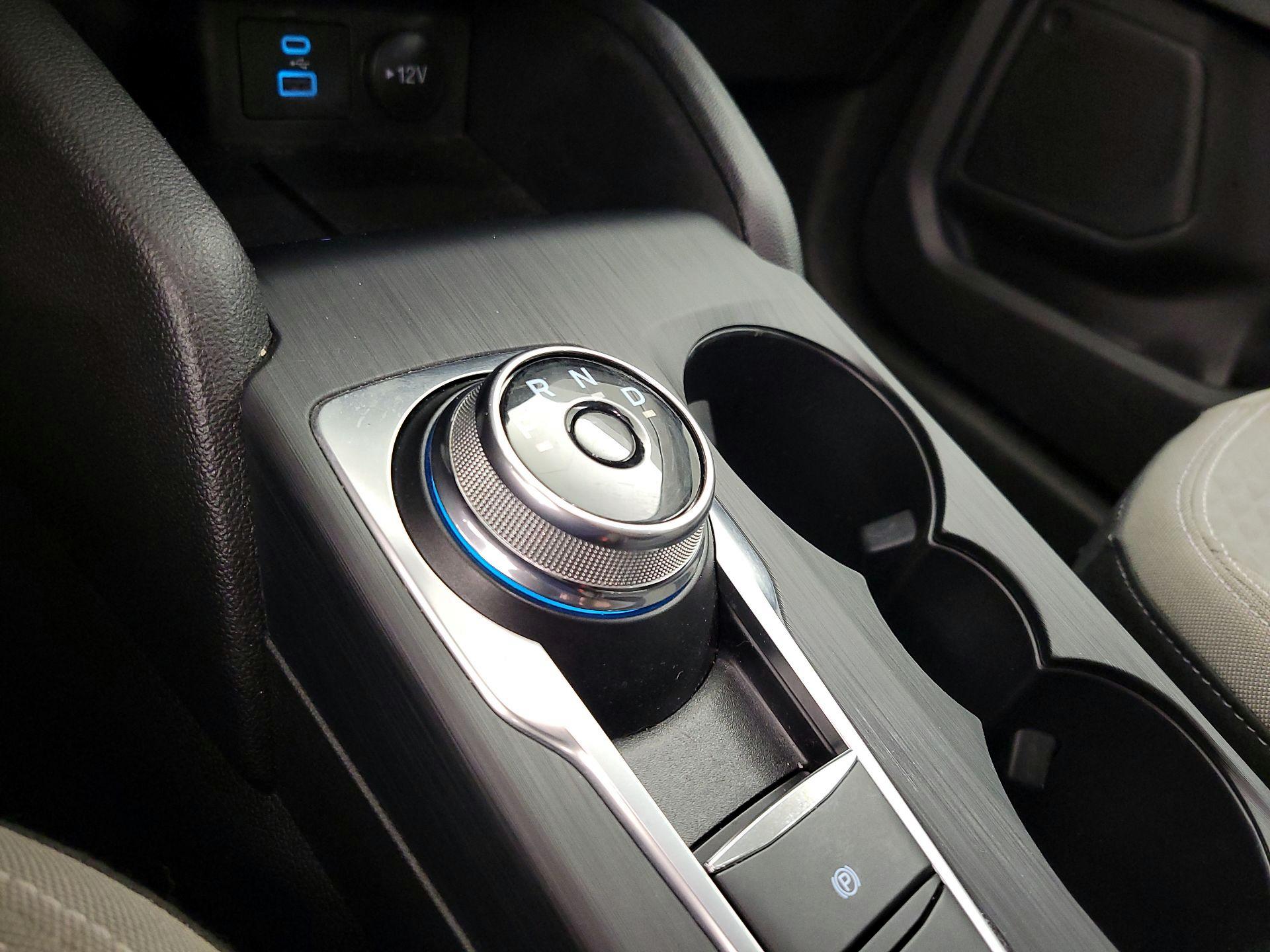 Thumbnail: 2022 Ford Escape - 17