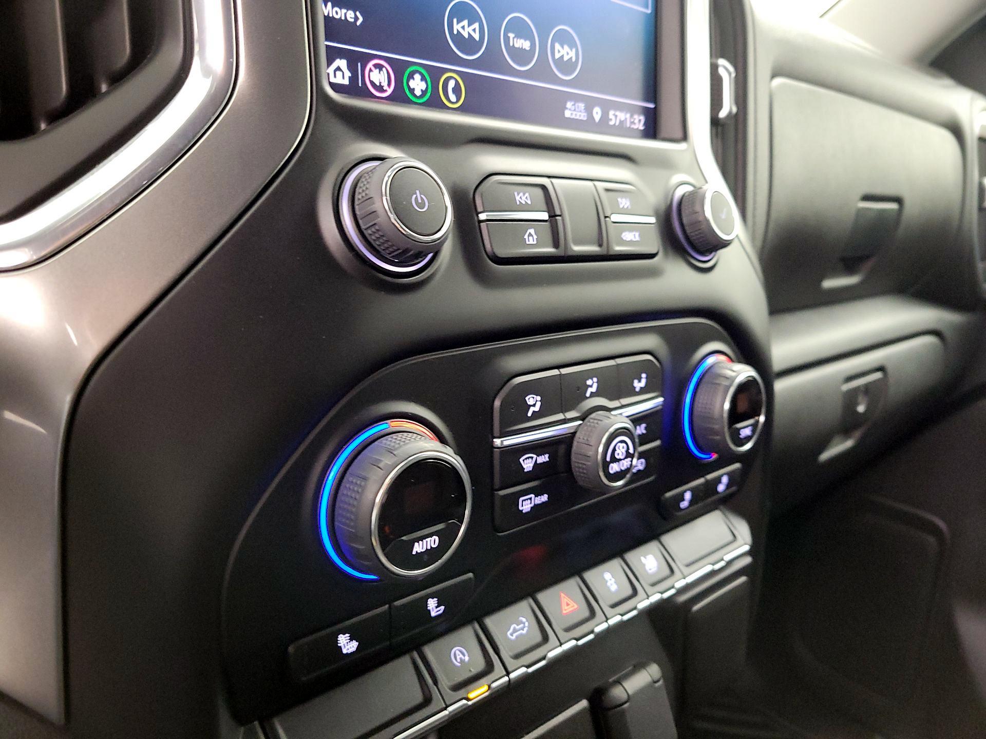 Thumbnail: 2021 Chevrolet Silverado 1500 - 16