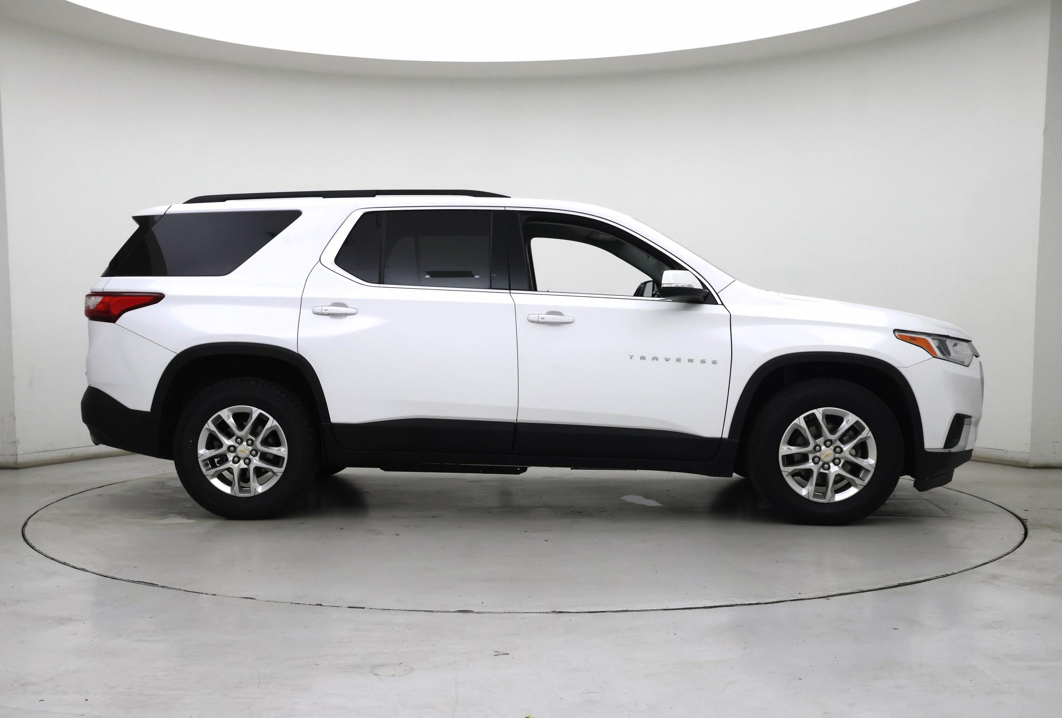 Thumbnail: 2020 Chevrolet Traverse - 7