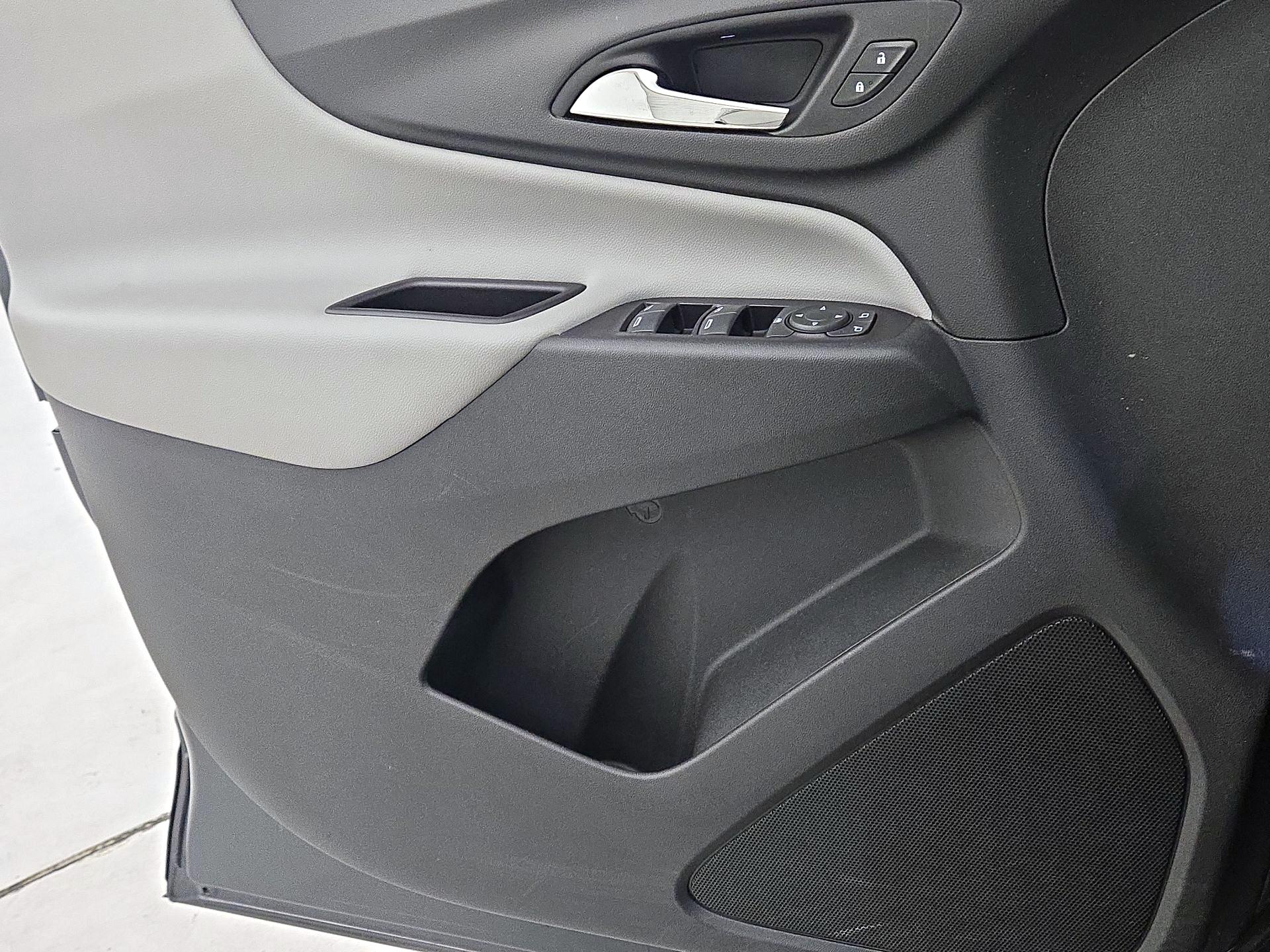 Thumbnail: 2020 Chevrolet Equinox - 12