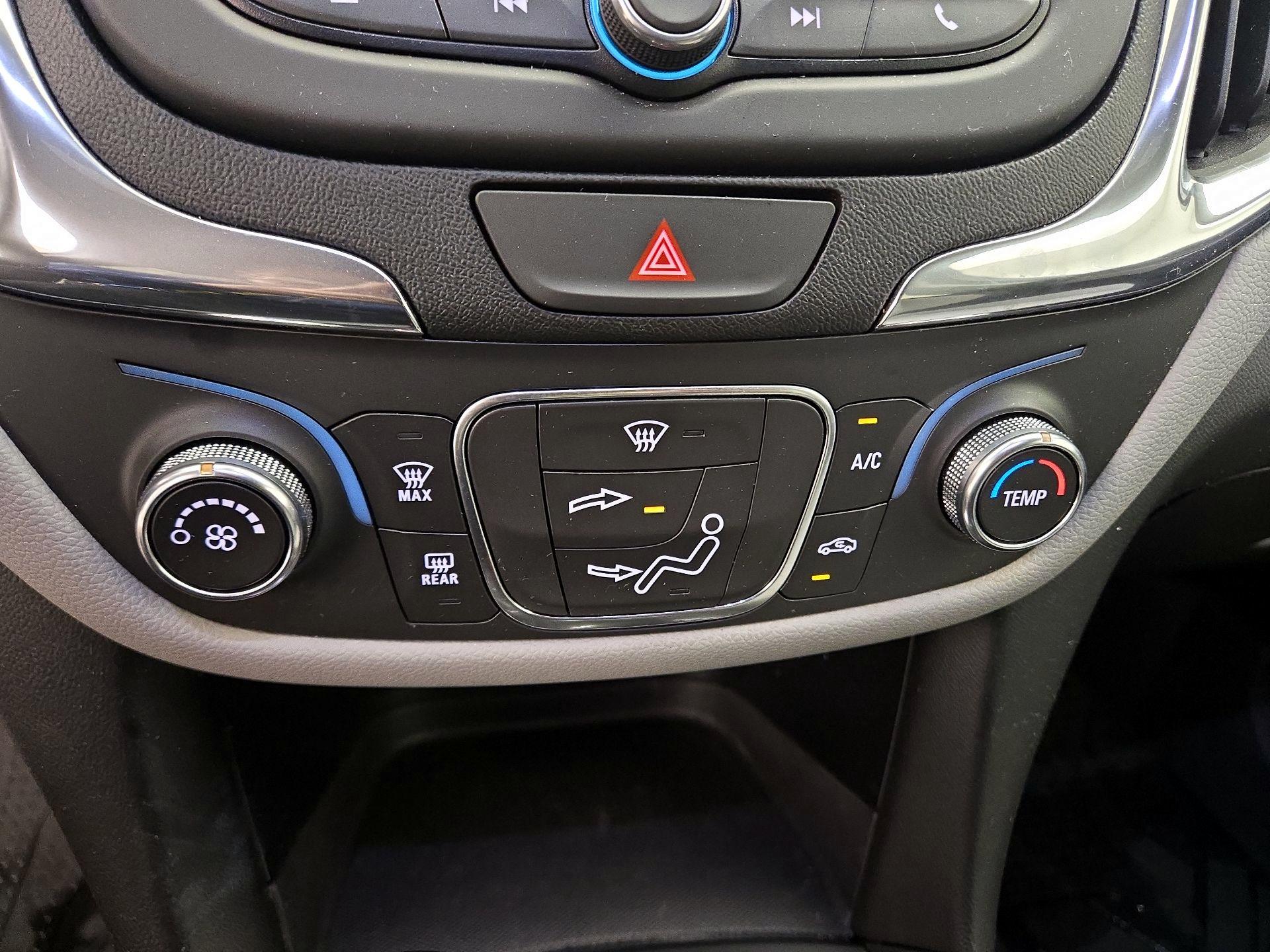 Thumbnail: 2020 Chevrolet Equinox - 16