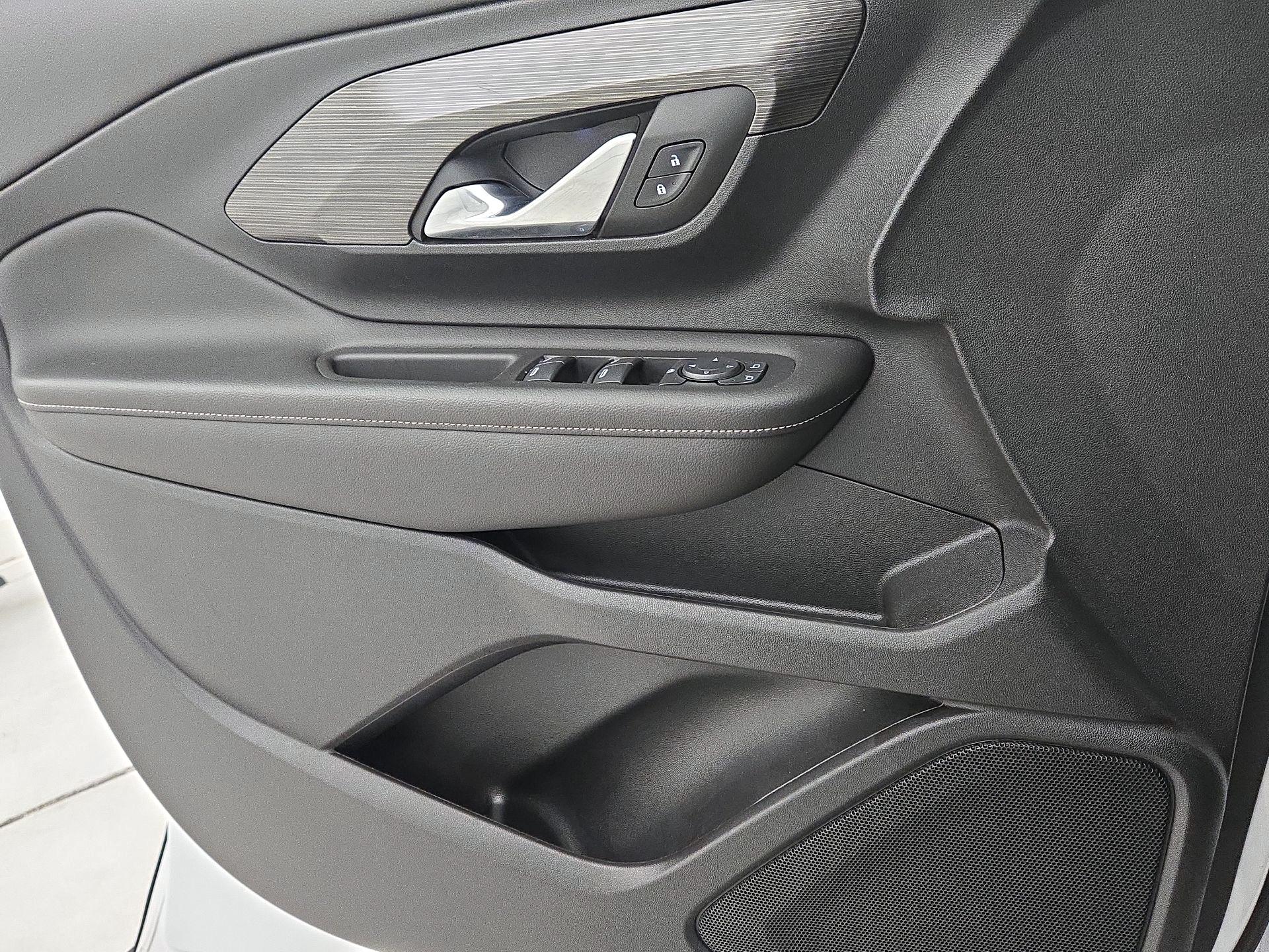 Thumbnail: 2022 GMC Terrain - 12