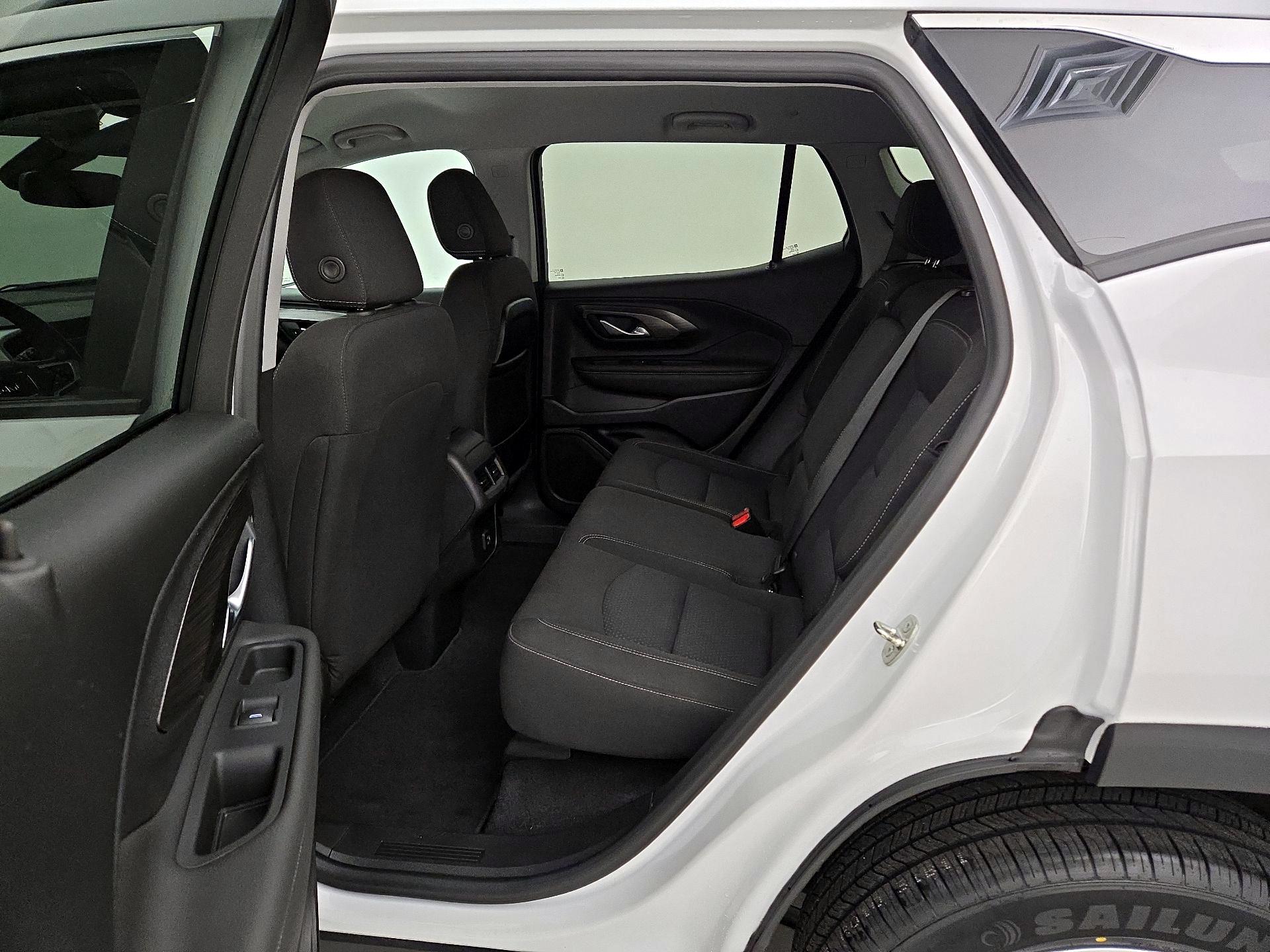 Thumbnail: 2022 GMC Terrain - 19