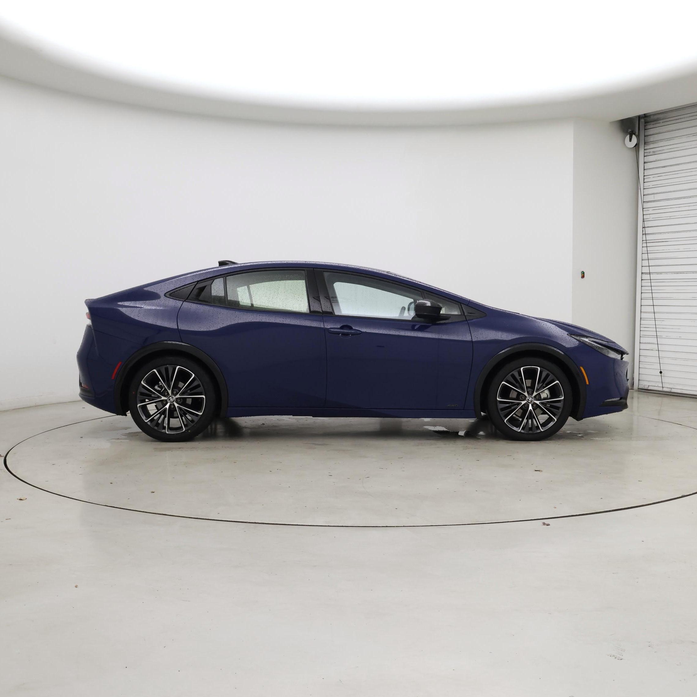Thumbnail: 2024 Toyota Prius - 7