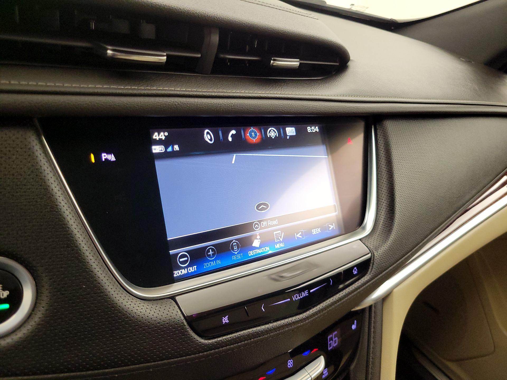Thumbnail: 2018 Cadillac XT5 - 14
