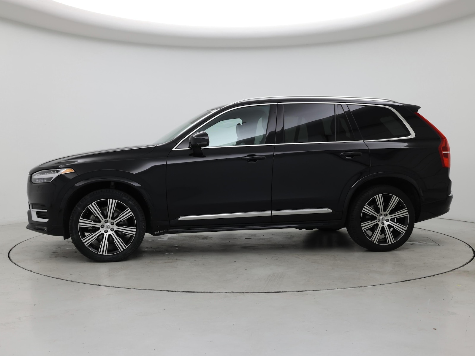 Image of 2023 Volvo XC90 B6 Ultimate