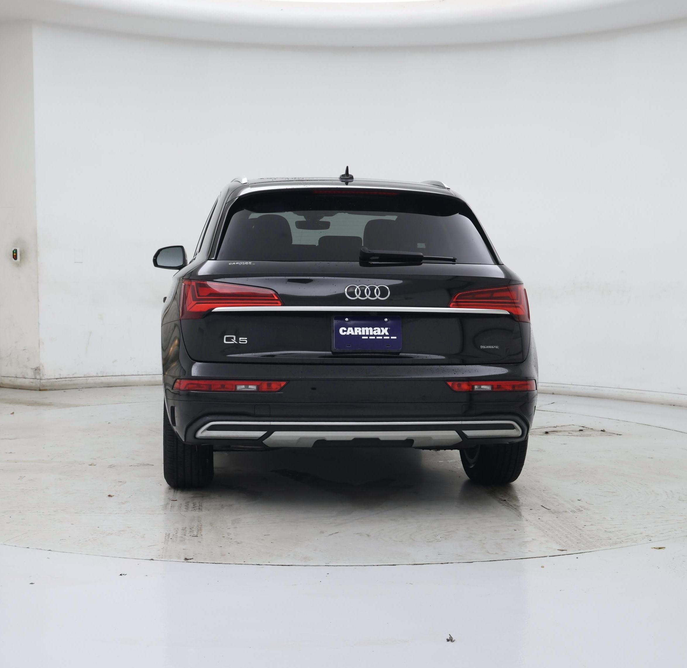 Thumbnail: 2023 Audi Q5 - 6