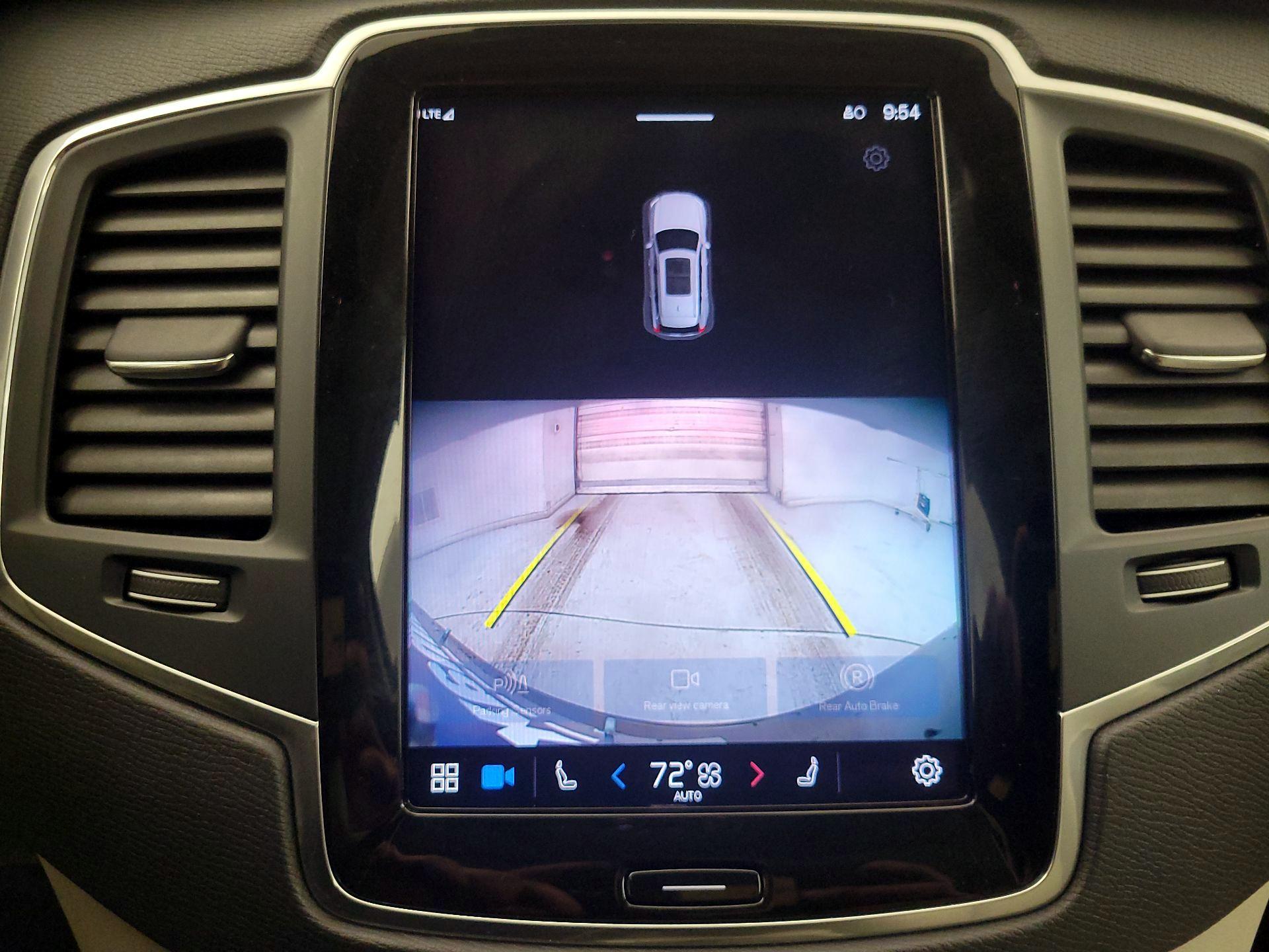 Thumbnail: 2023 Volvo XC90 - 15