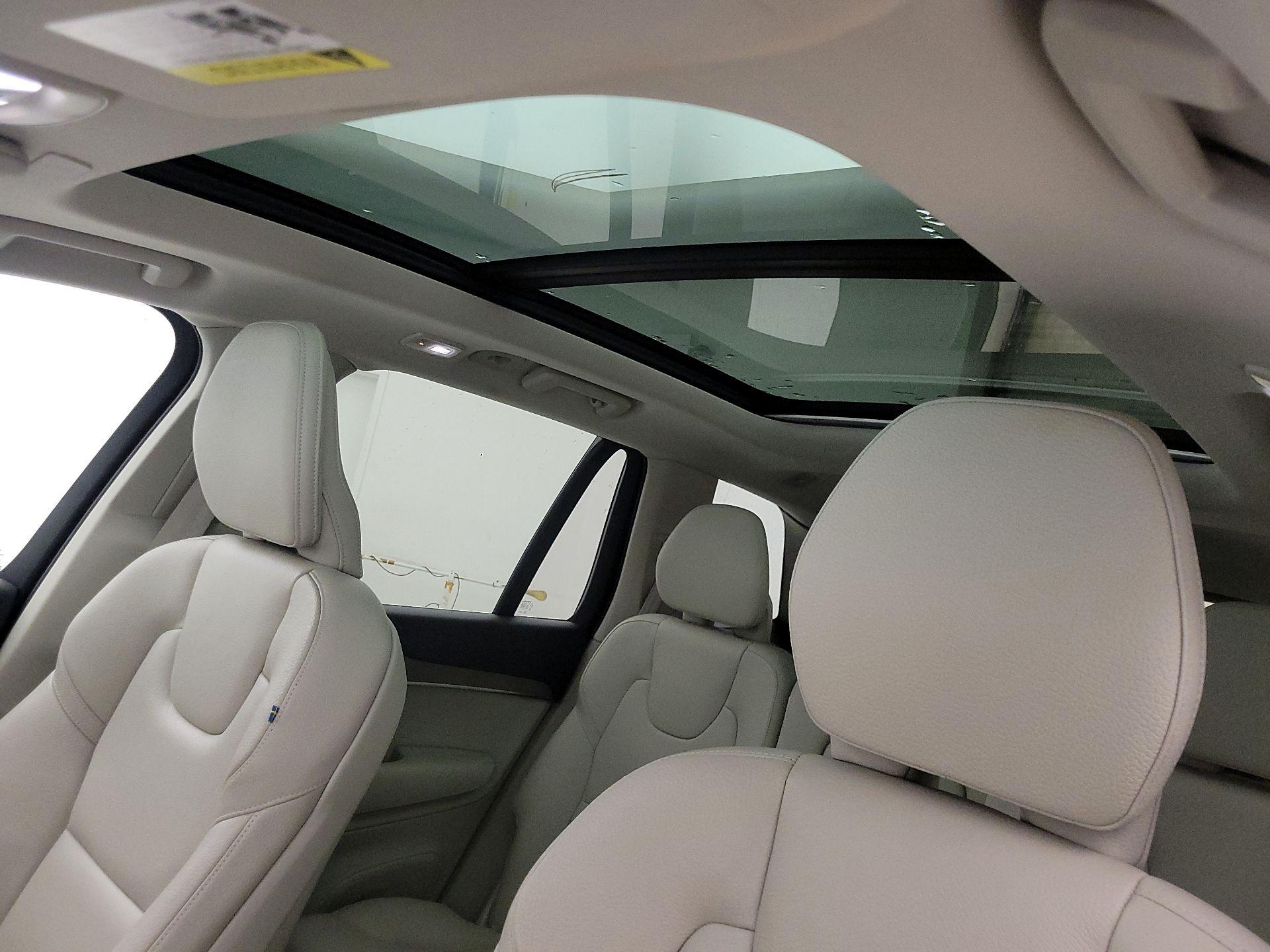 Thumbnail: 2023 Volvo XC90 - 20