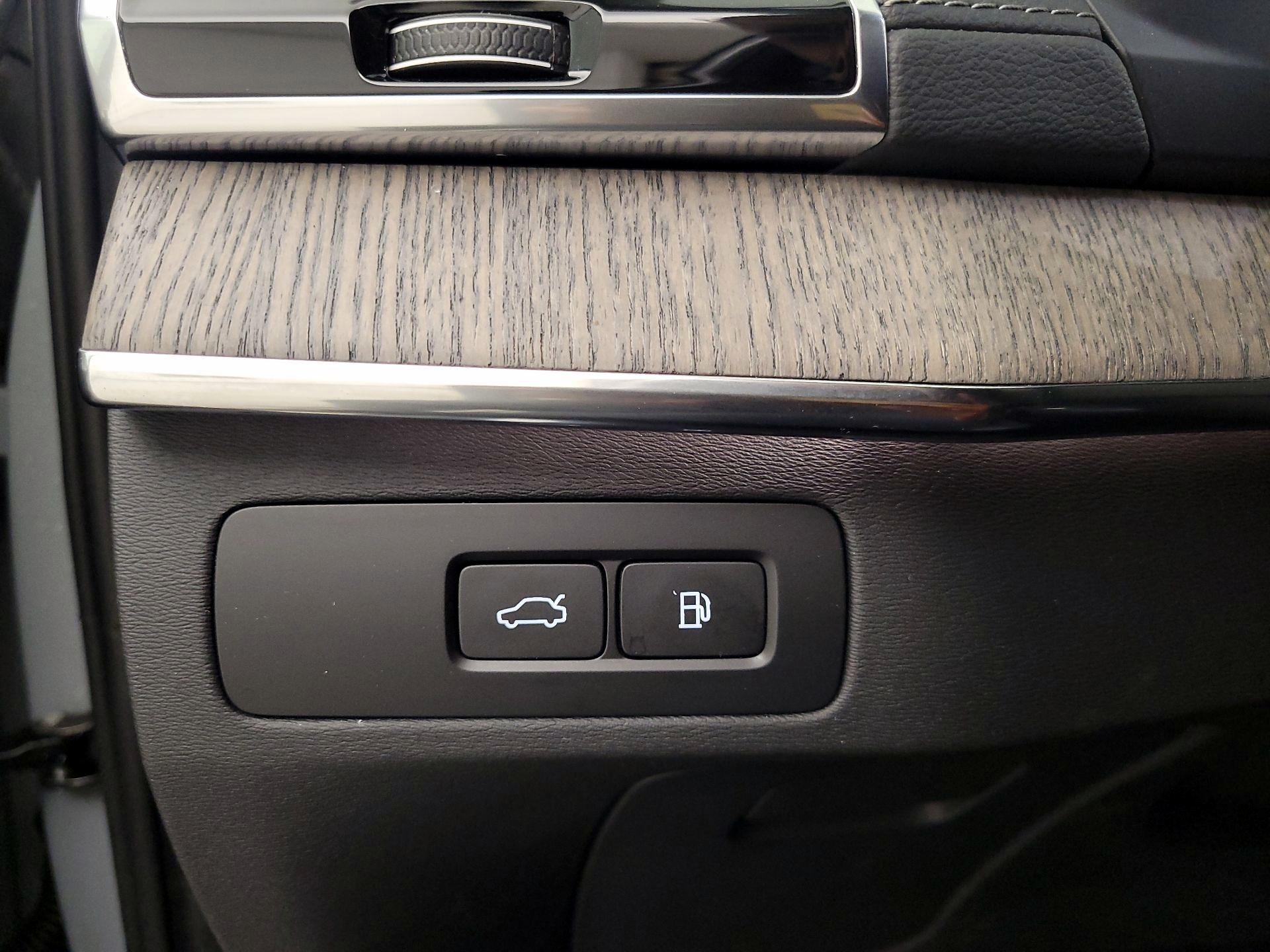 Thumbnail: 2024 Volvo XC90 - 13