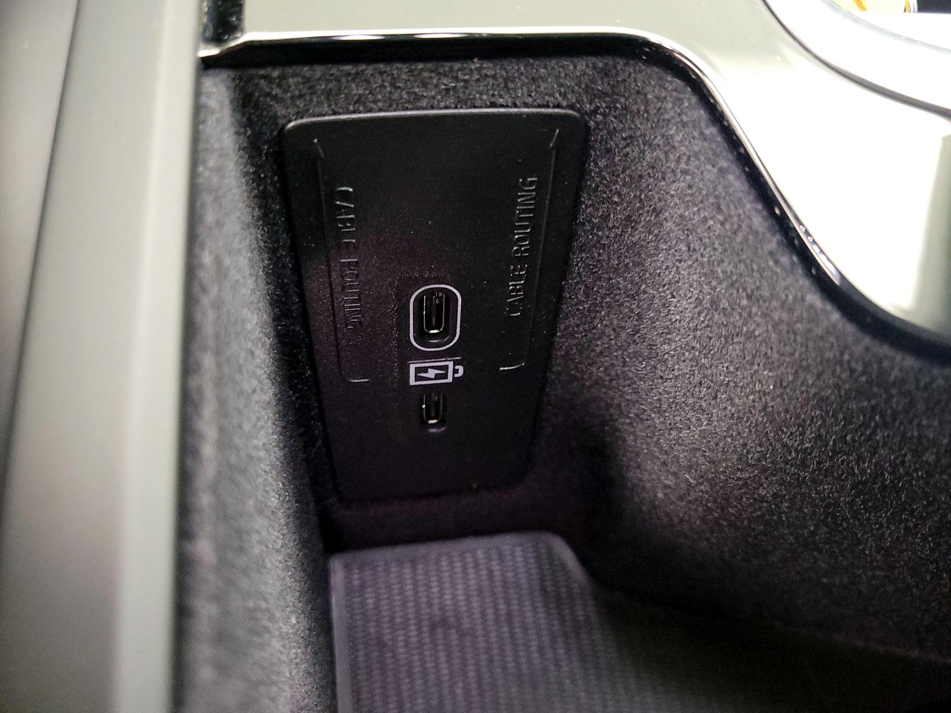 Thumbnail: 2024 Volvo XC90 - 19